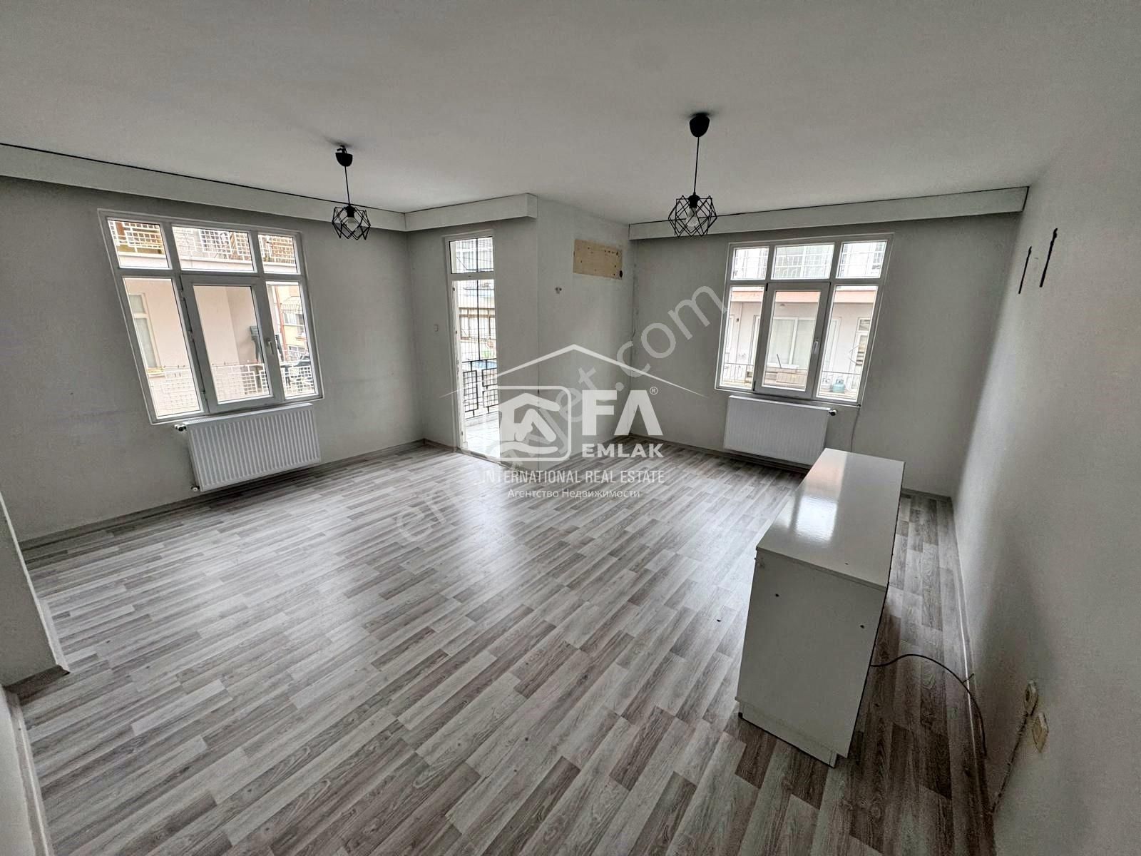 Fa'dan Yenişehir Pozcu Merkezinde Yapılı Doğalgazlı Daire