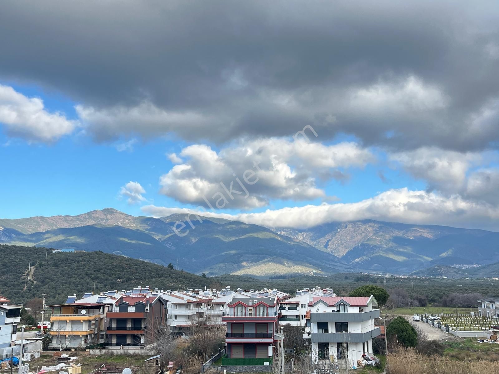 Gürsoy'dan Akçayda Kazdağları Manzaralı Ön Cephe 3+1 Dubleks