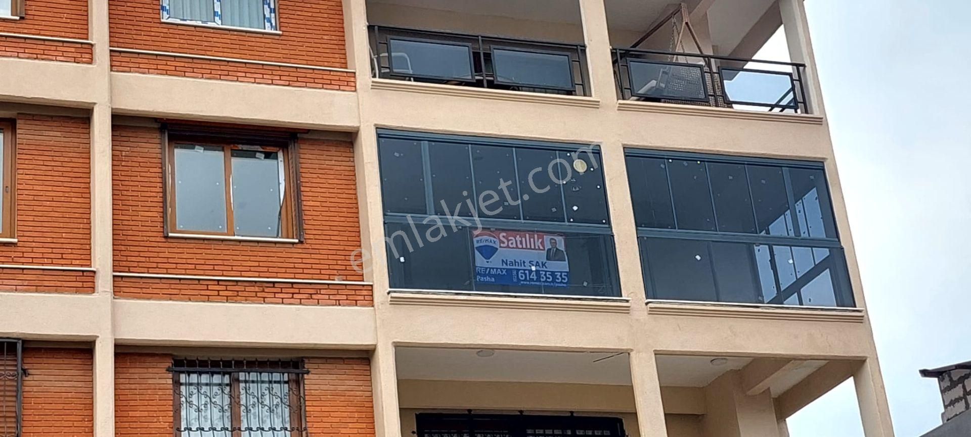 Kuşadası Marinada Asansörlü 165 M2 3+1 Arakat Daire - Görsel 2