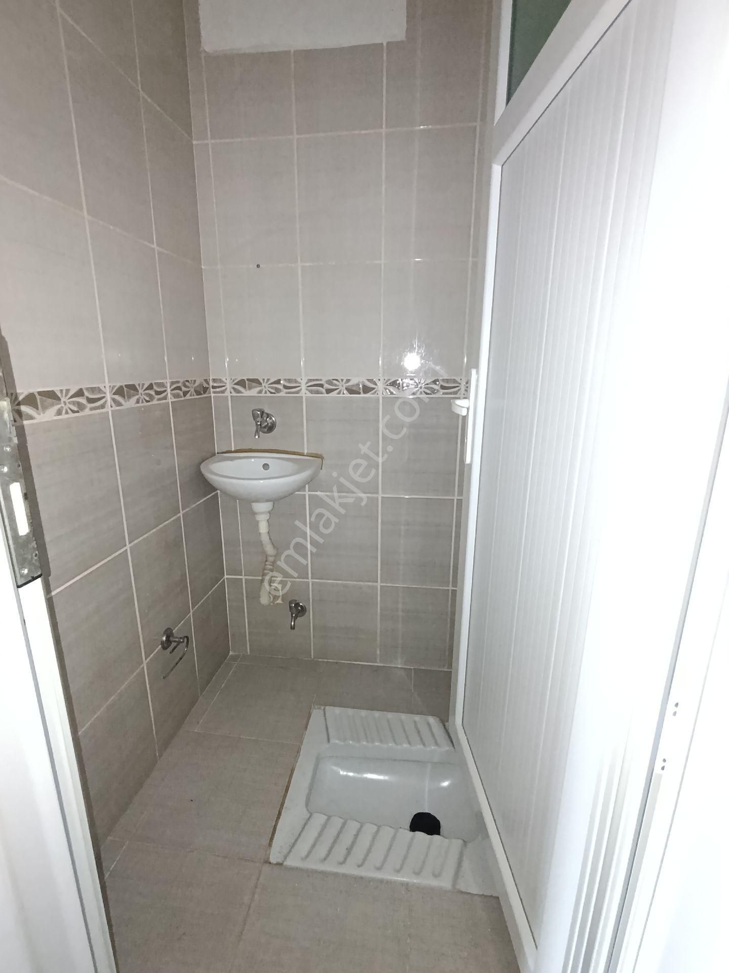 Pendik Esenyalı Fatih Mahallesi Fatih Cami Karşısı Büyük Kiralık 2+1 100m2 Daire - Görsel 29