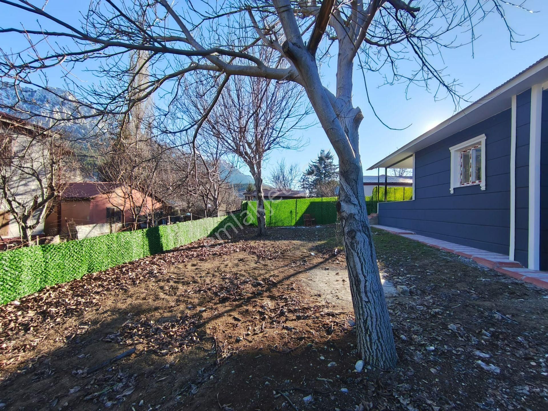 Kar Emlaktan Akçatekir Çarşı Merkezine Yakın 330 M2 Arsa İçinde 3+1 Müstakil Ev - Görsel 32