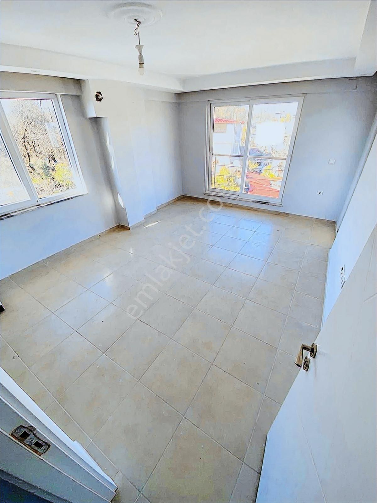 Dalaman Hürriyet Mah.de Orman Manzaralı Geniş 2+1 Daire - Görsel 5