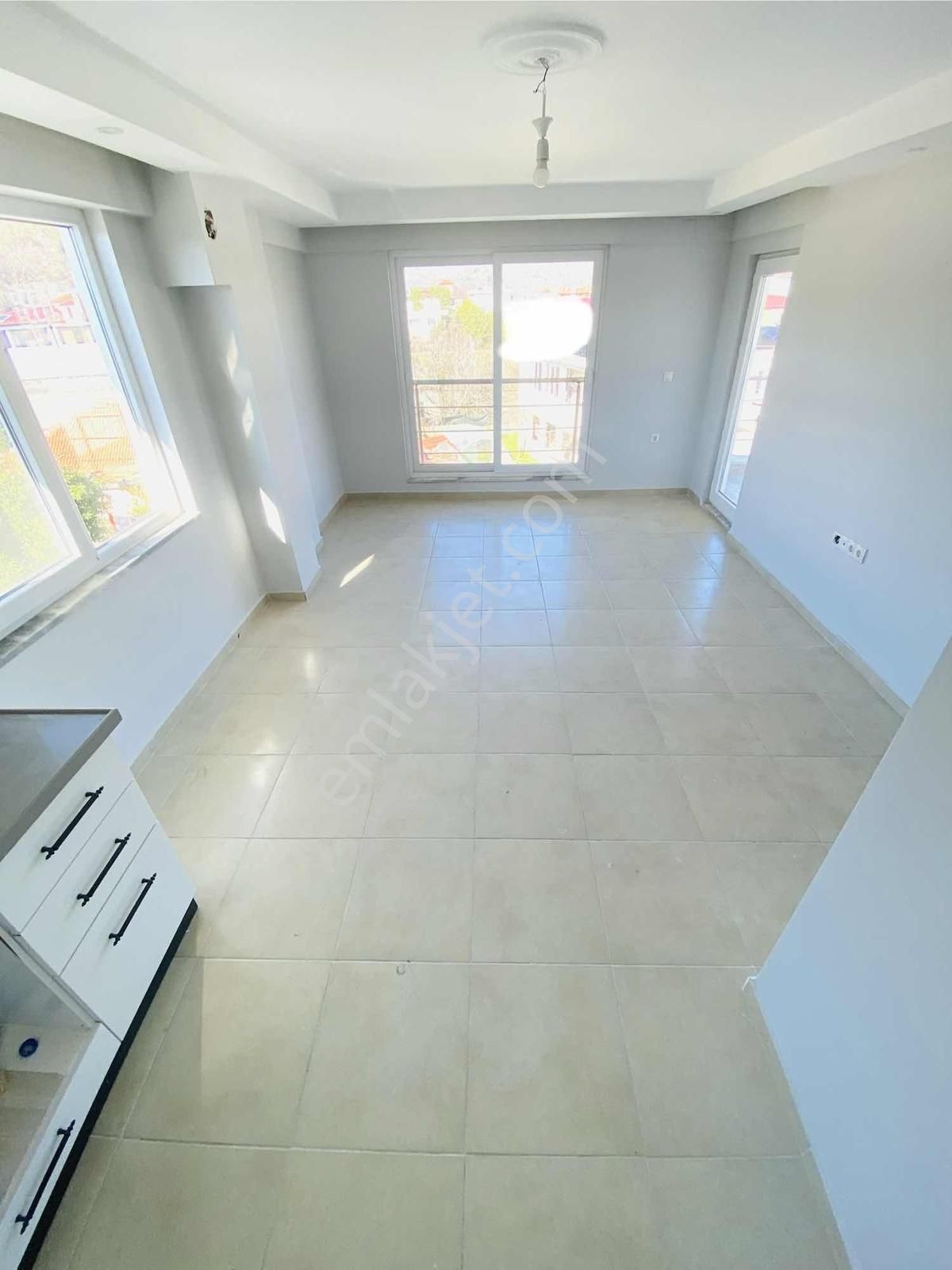 Dalaman Hürriyet Mah.de Orman Manzaralı Geniş 2+1 Daire - Görsel 6