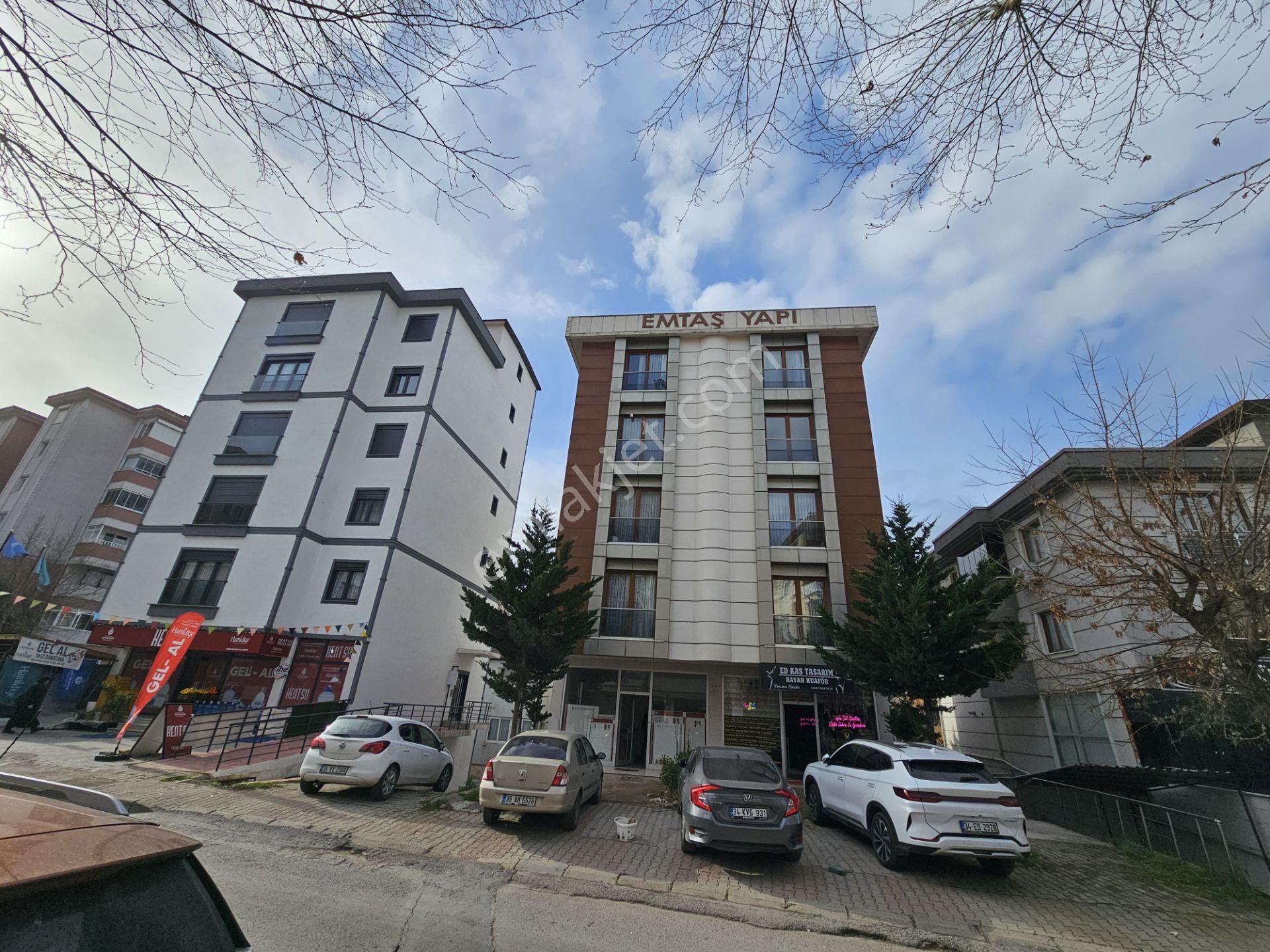 Kartal Hürriyet Mahallesi'nde İskanlı Satılık 2+1 Boş Daire - Görsel 16