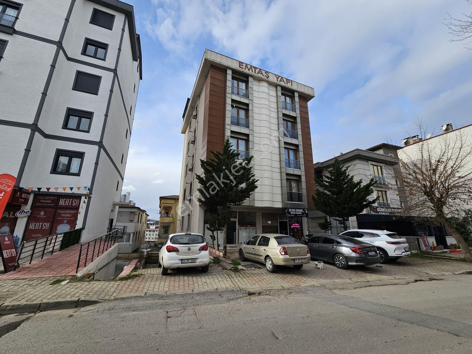 Kartal Hürriyet Mahallesi'nde İskanlı Satılık 2+1 Boş Daire - Görsel 22