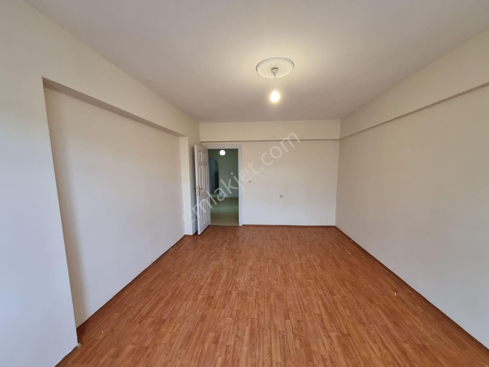 Cadde Üzeri - Ara Kat - Güneşli - Geniş 3 + 1 Kiralık Daire.. - Görsel 19