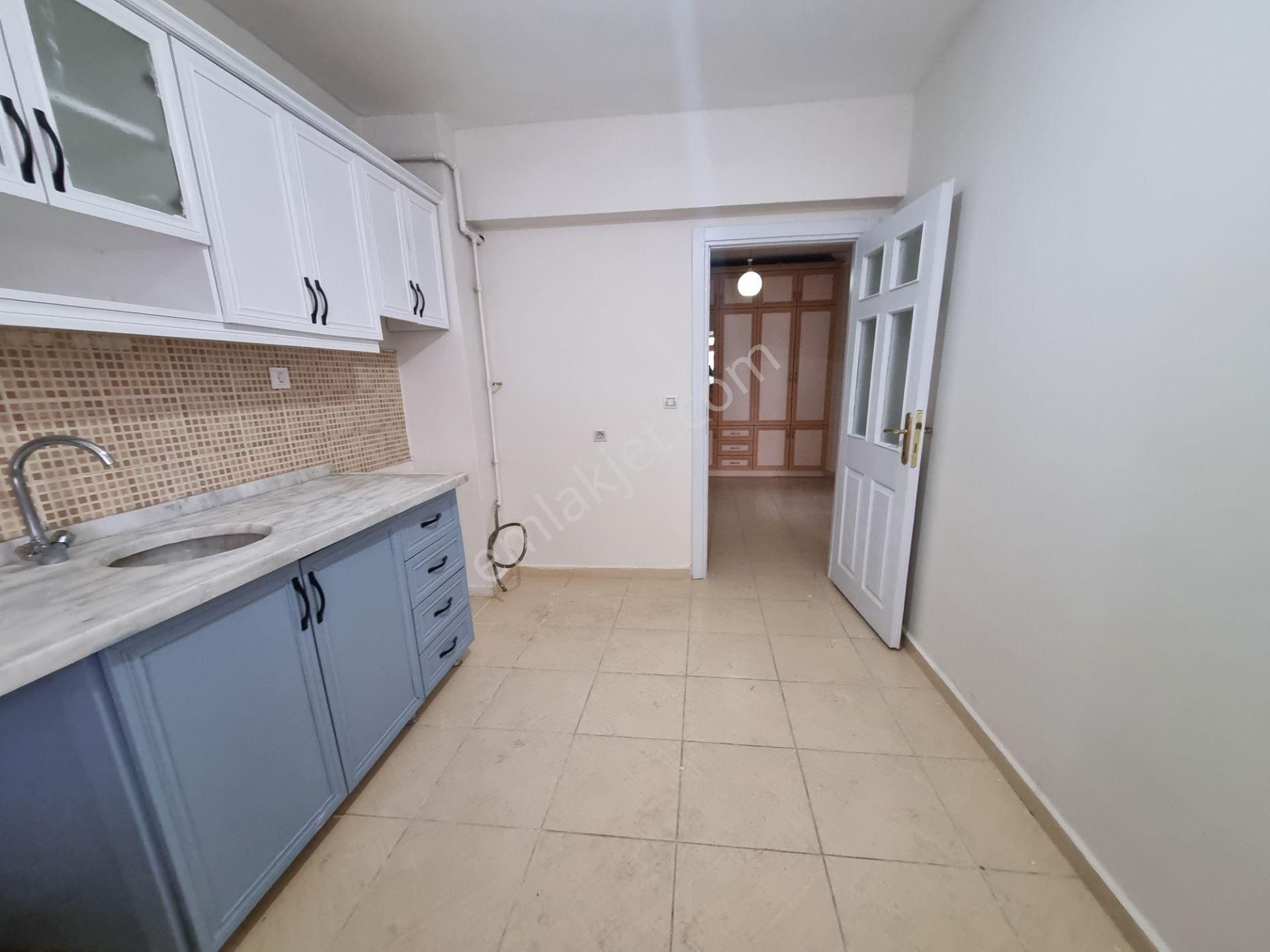 Cadde Üzeri - Ara Kat - Güneşli - Geniş 3 + 1 Kiralık Daire.. - Görsel 5