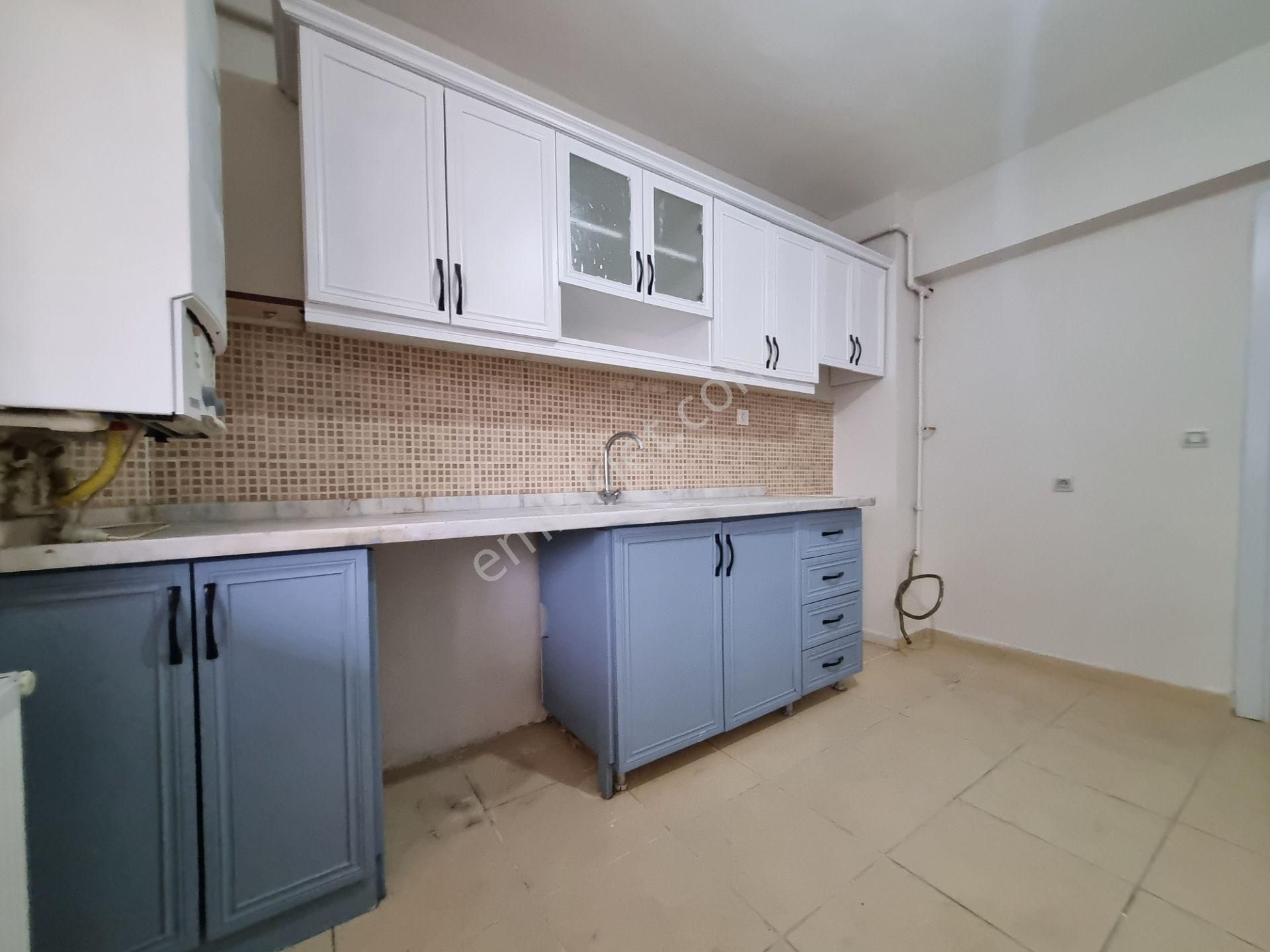Cadde Üzeri - Ara Kat - Güneşli - Geniş 3 + 1 Kiralık Daire.. - Görsel 3