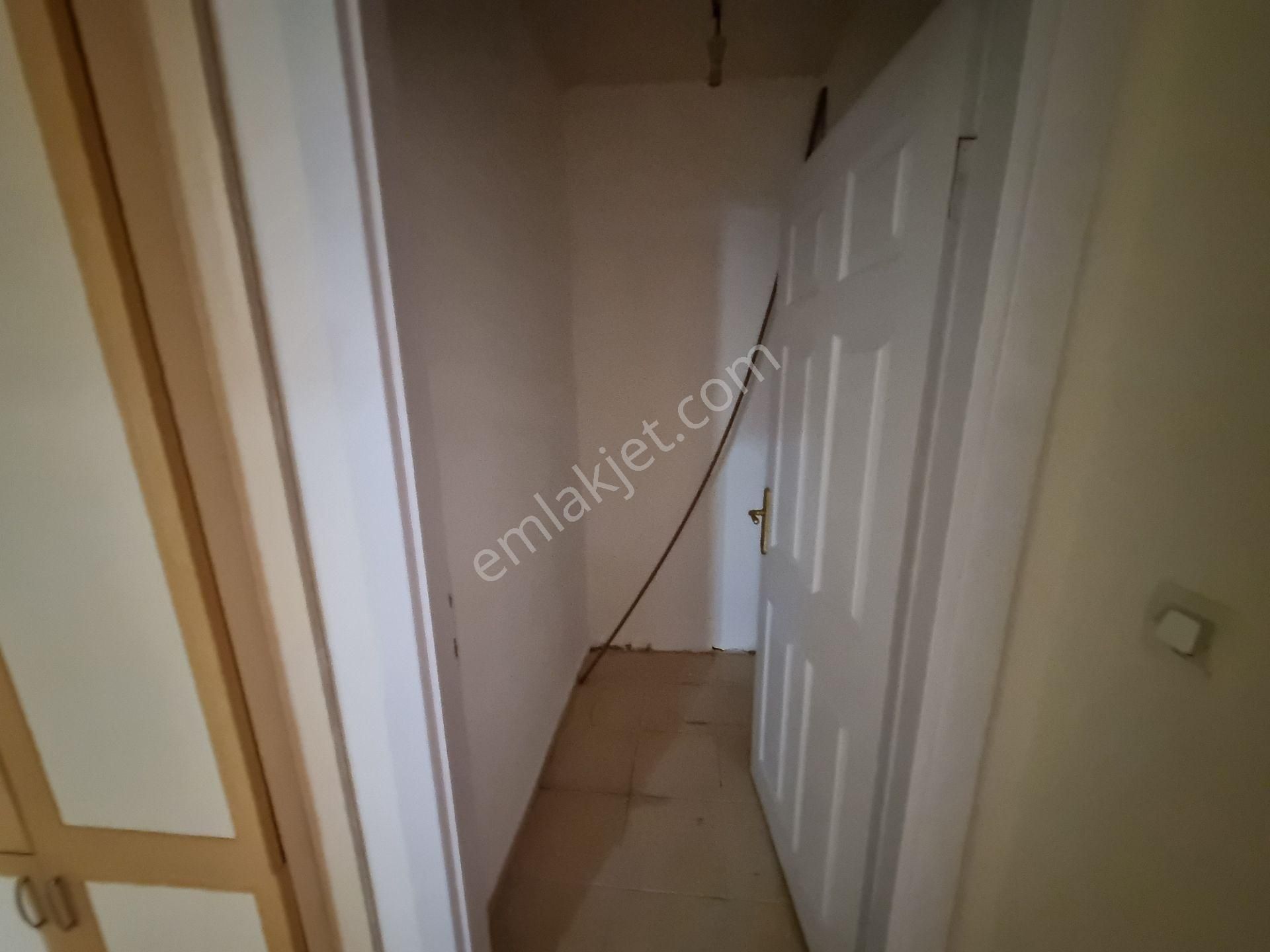 Cadde Üzeri - Ara Kat - Güneşli - Geniş 3 + 1 Kiralık Daire.. - Görsel 20