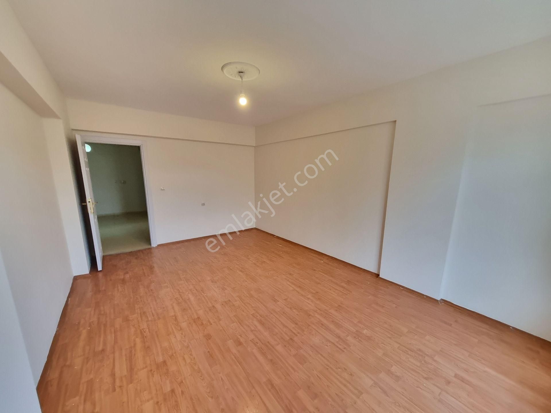 Cadde Üzeri - Ara Kat - Güneşli - Geniş 3 + 1 Kiralık Daire.. - Görsel 18