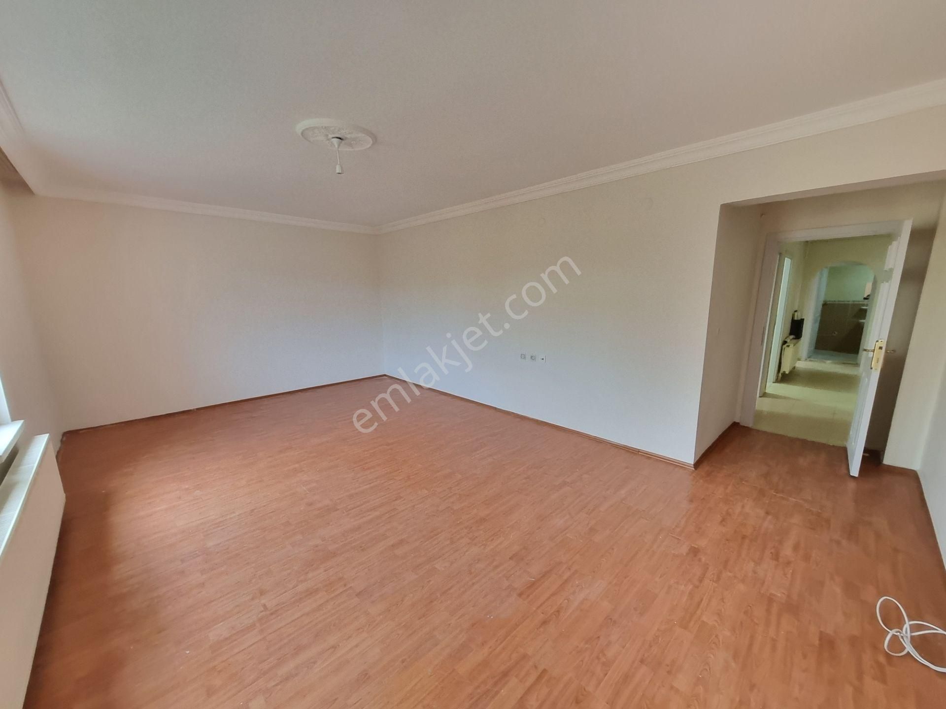 Cadde Üzeri - Ara Kat - Güneşli - Geniş 3 + 1 Kiralık Daire.. - Görsel 12