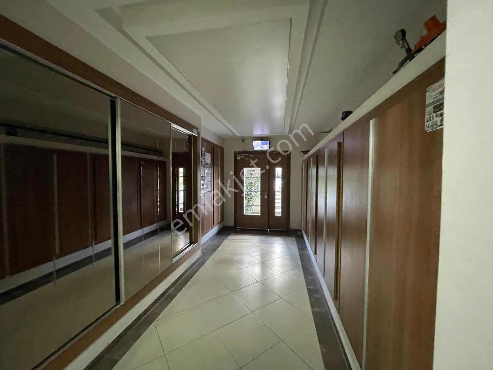 Namlı'dan Hasanağa Bahçesine 3 Dakika Arakat Doğalgazlı Balkonlu - Görsel 5