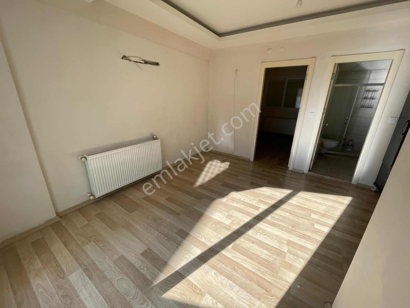 Namlı'dan Hasanağa Bahçesine 3 Dakika Arakat Doğalgazlı Balkonlu - Görsel 9