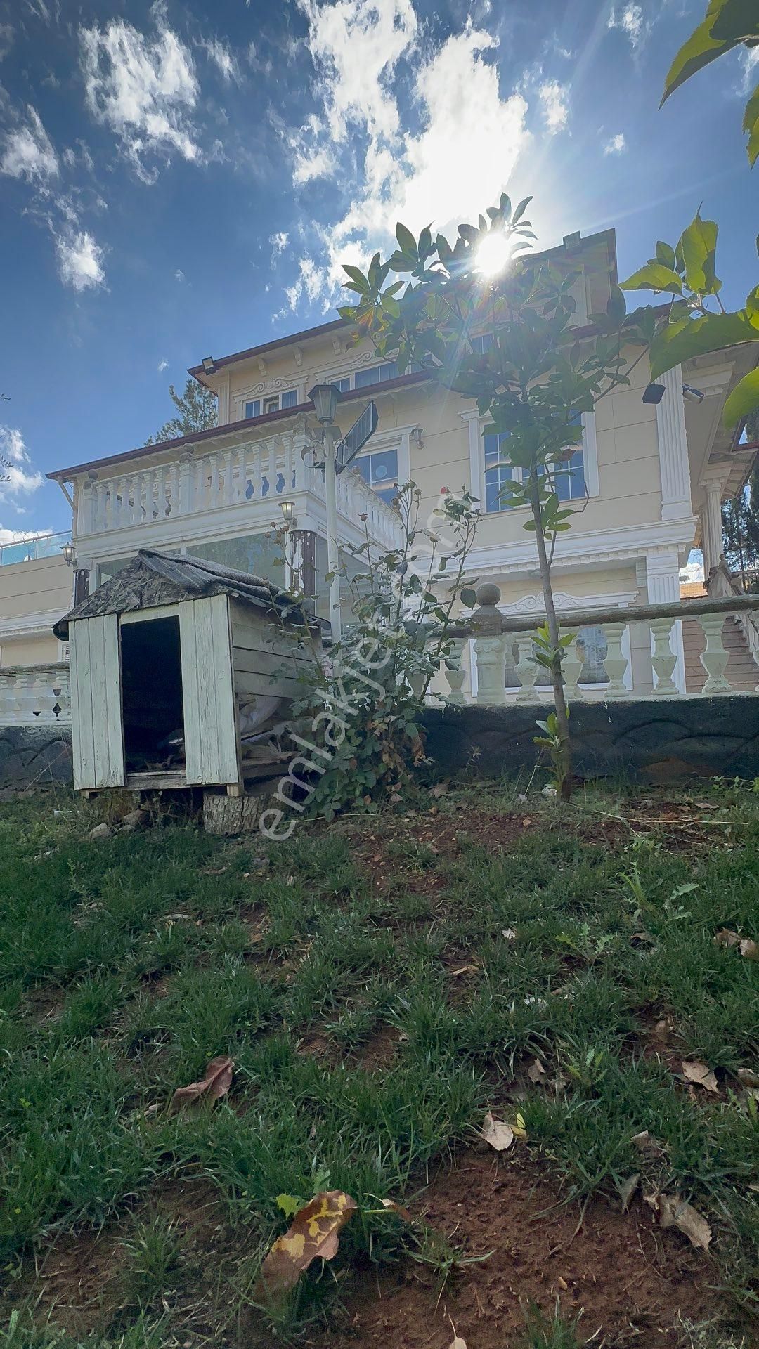 Satılık 5+1 Müstakil Villa – Geniş Arsa / Asfalta Sıfır - Görsel 8