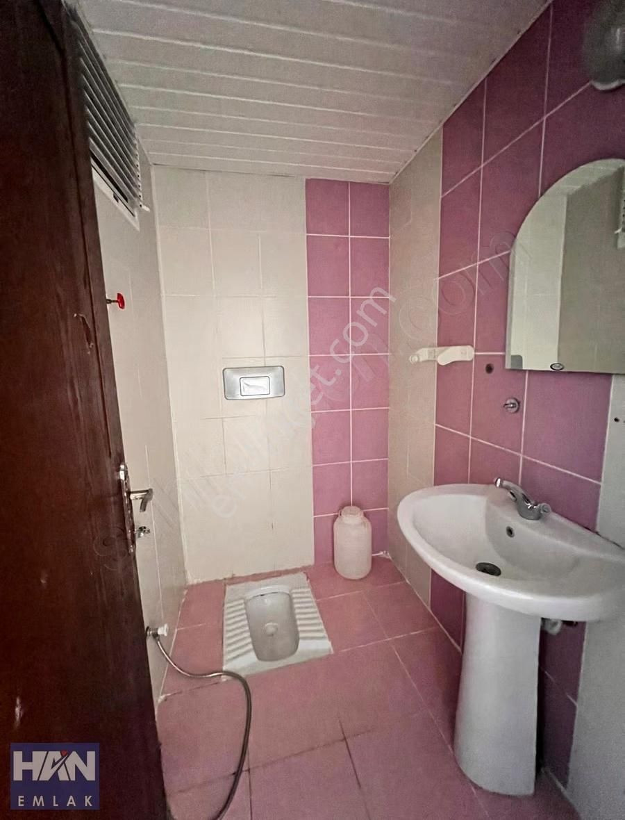 Han Emlak'tan Menderes Mah'de Site İçi Doğalgazlı B.mutfak 3+1 - Görsel 17