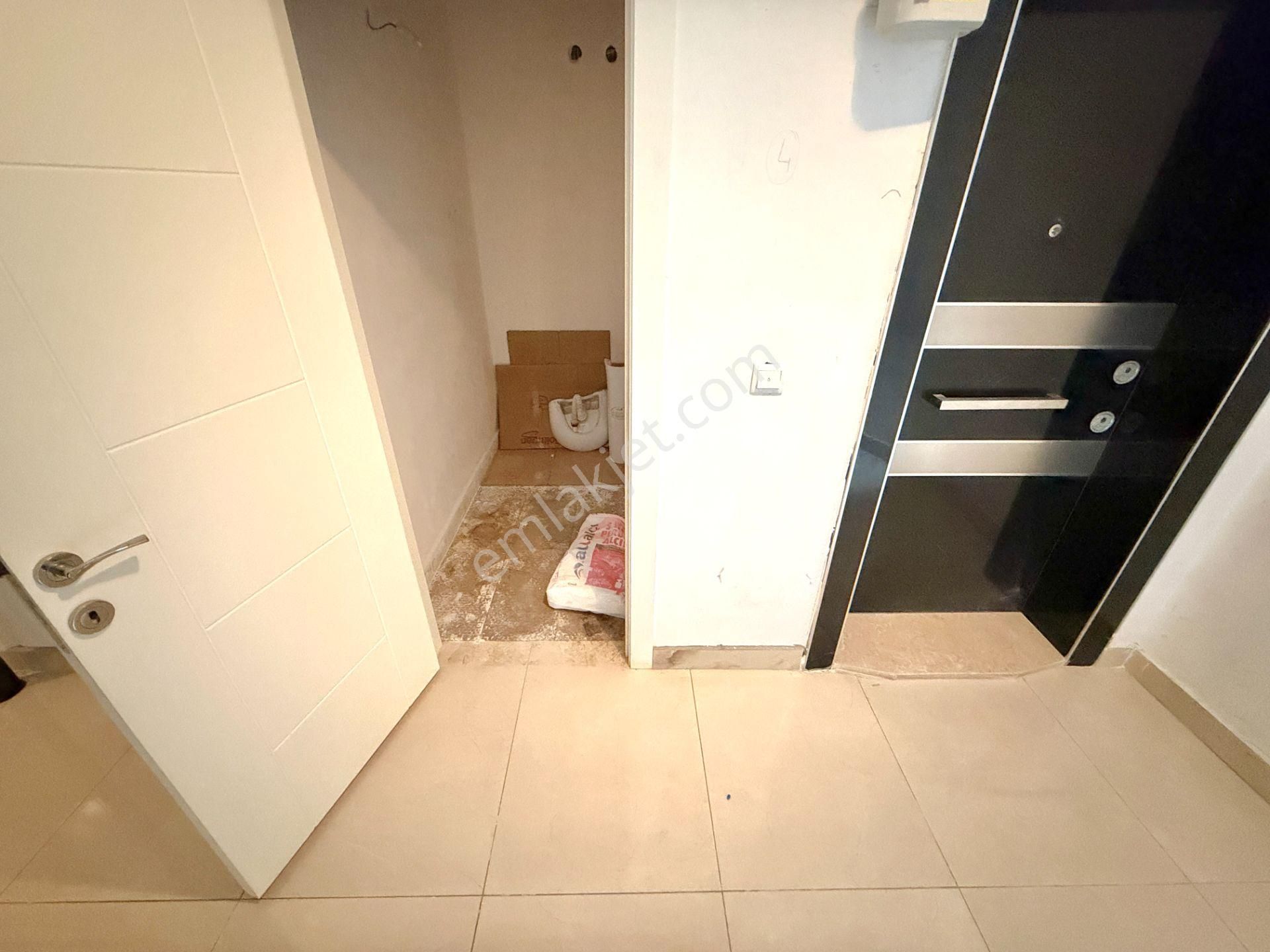 Pursaklar Mehmet Zengin Emlak'tan Otoparklı Çift Banyolu 1.kat 3+1 Sitede Daire - Görsel 28