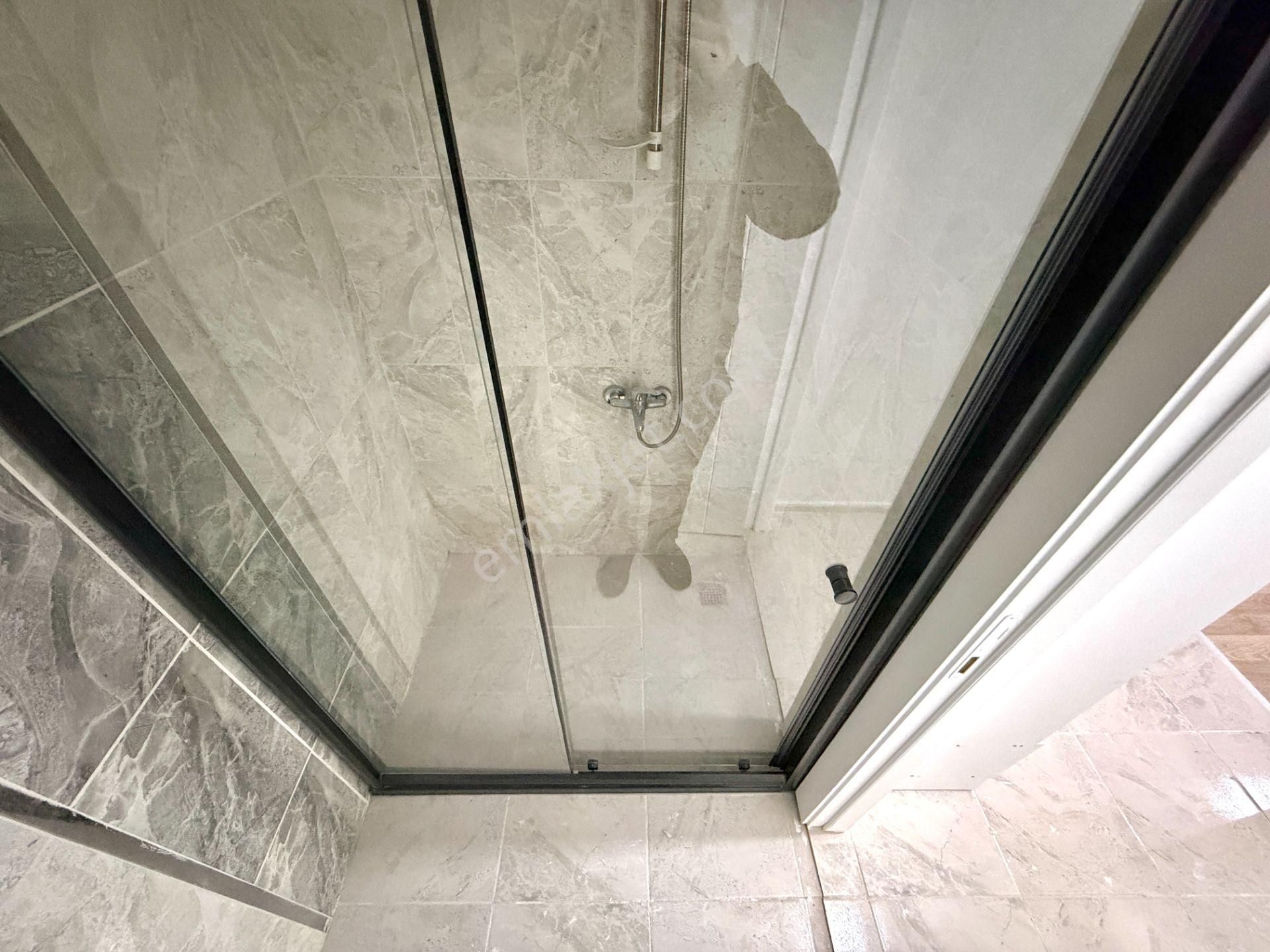 Pursaklar Mehmet Zengin Emlak'tan Otoparklı Çift Banyolu 1.kat 3+1 Sitede Daire - Görsel 17