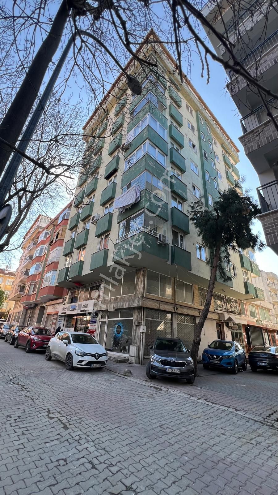 Maltepe Merkezde Kiralık 3+1 Daire