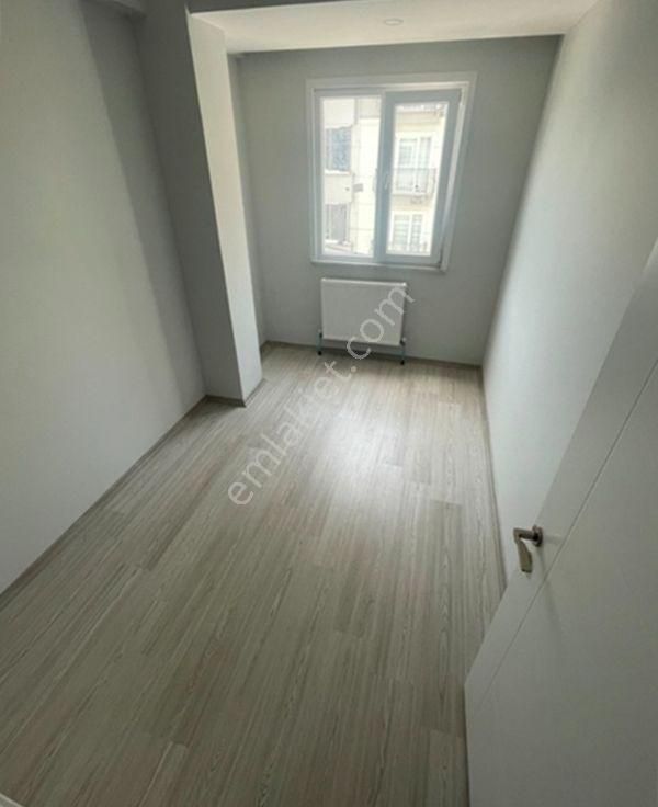 Mertcan Dan Hürriyet Mah Ulaşımı Kolay Arakat 3+1 Balkonlu - İskanlı - Görsel 13