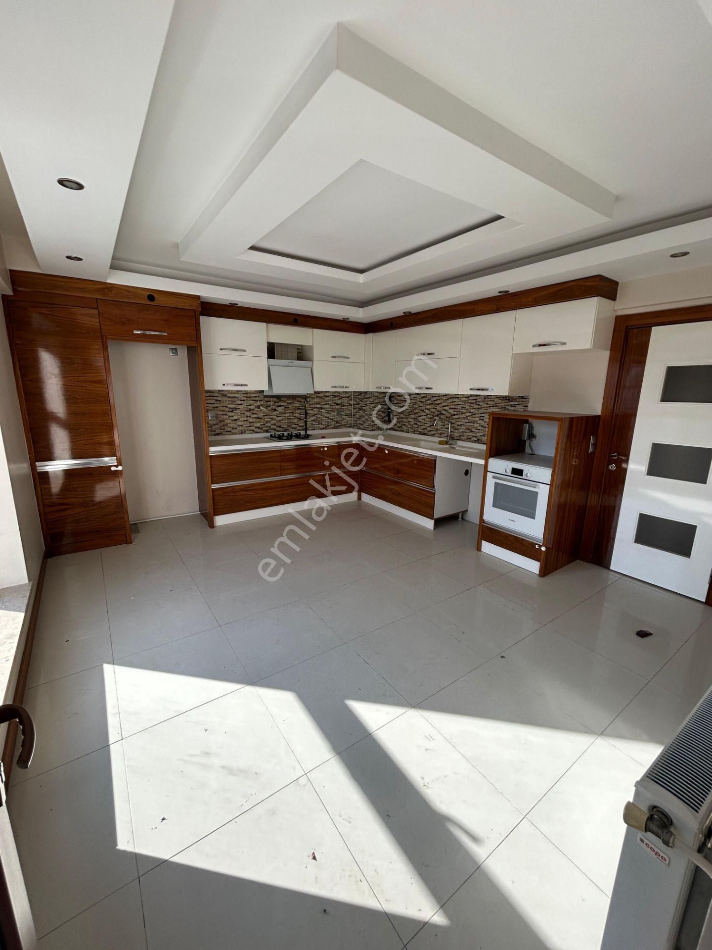 Selçukbey İstek Koleji Üstü Kiralık Teraslı 4+1 Lüks Daire - Görsel 3