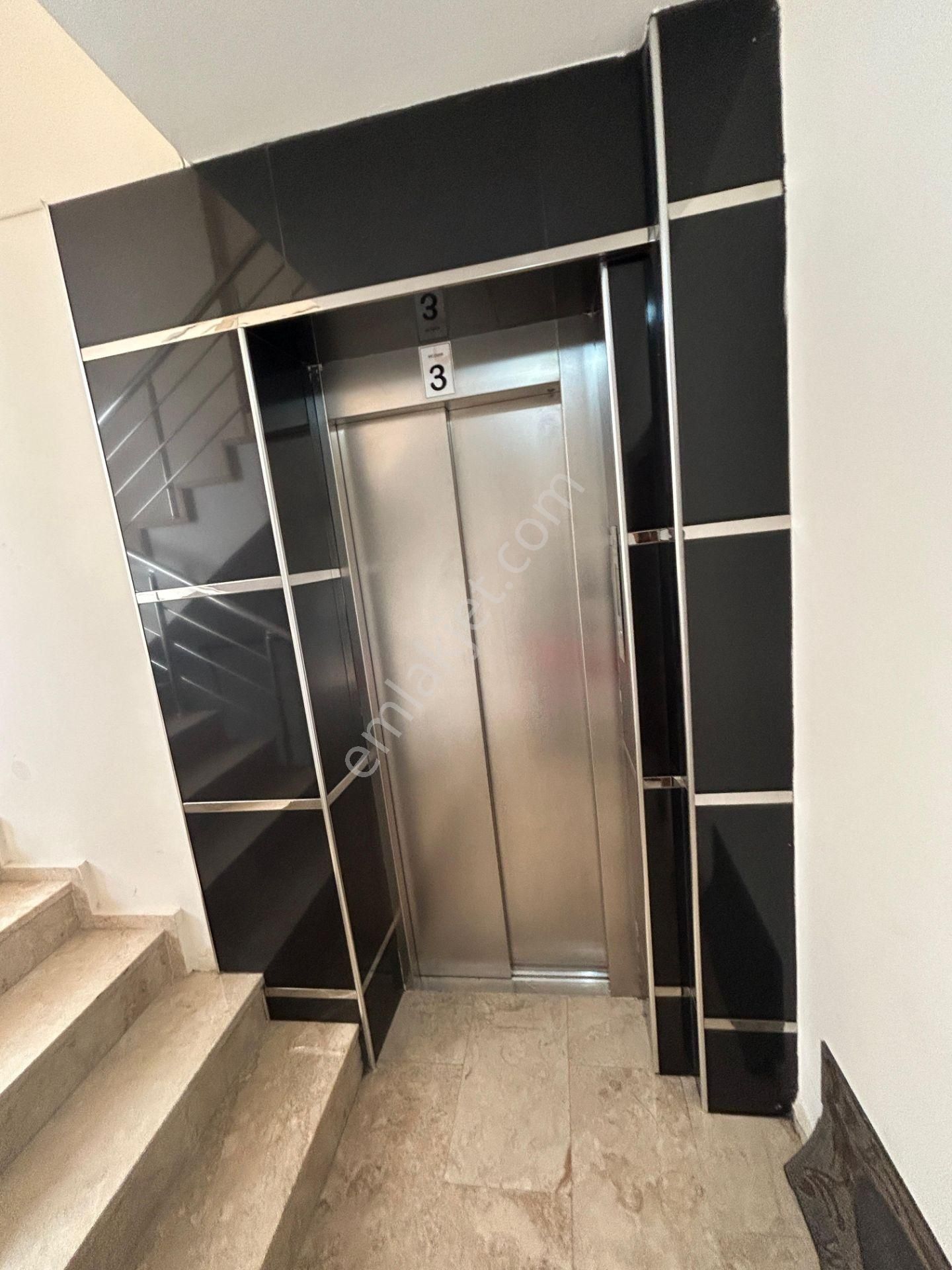 Selçukbey İstek Koleji Üstü Kiralık Teraslı 4+1 Lüks Daire - Görsel 12