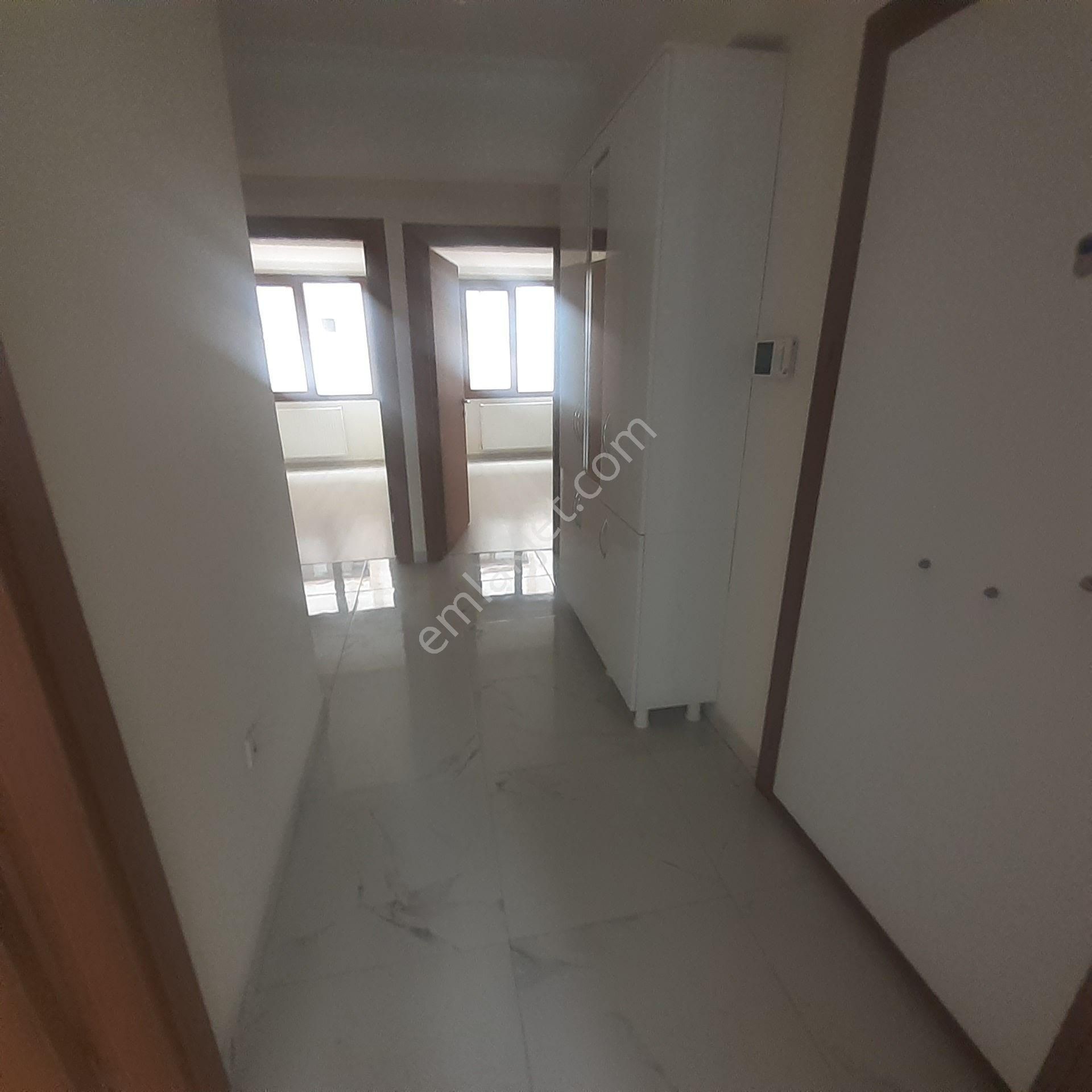 Pakemlakdan Kapalıotoparklı 5 Yıllık Binada Utralük - Görsel 13