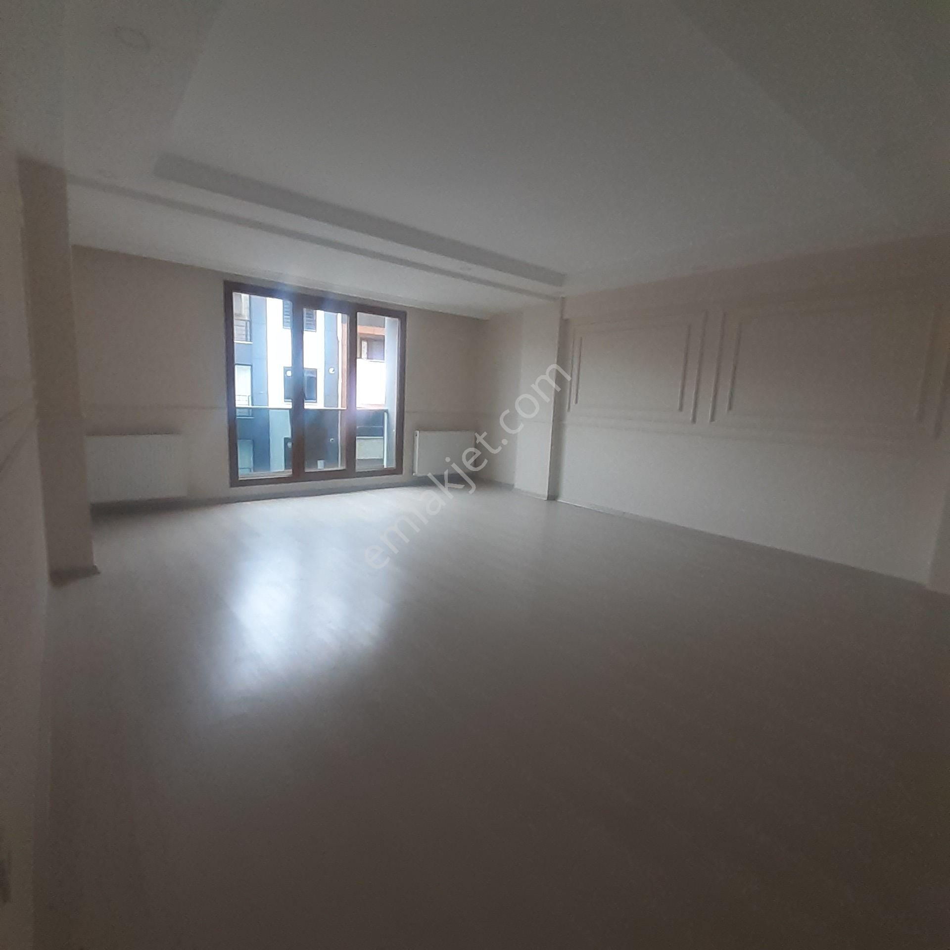 Pakemlakdan Kapalıotoparklı 5 Yıllık Binada Utralük - Görsel 16