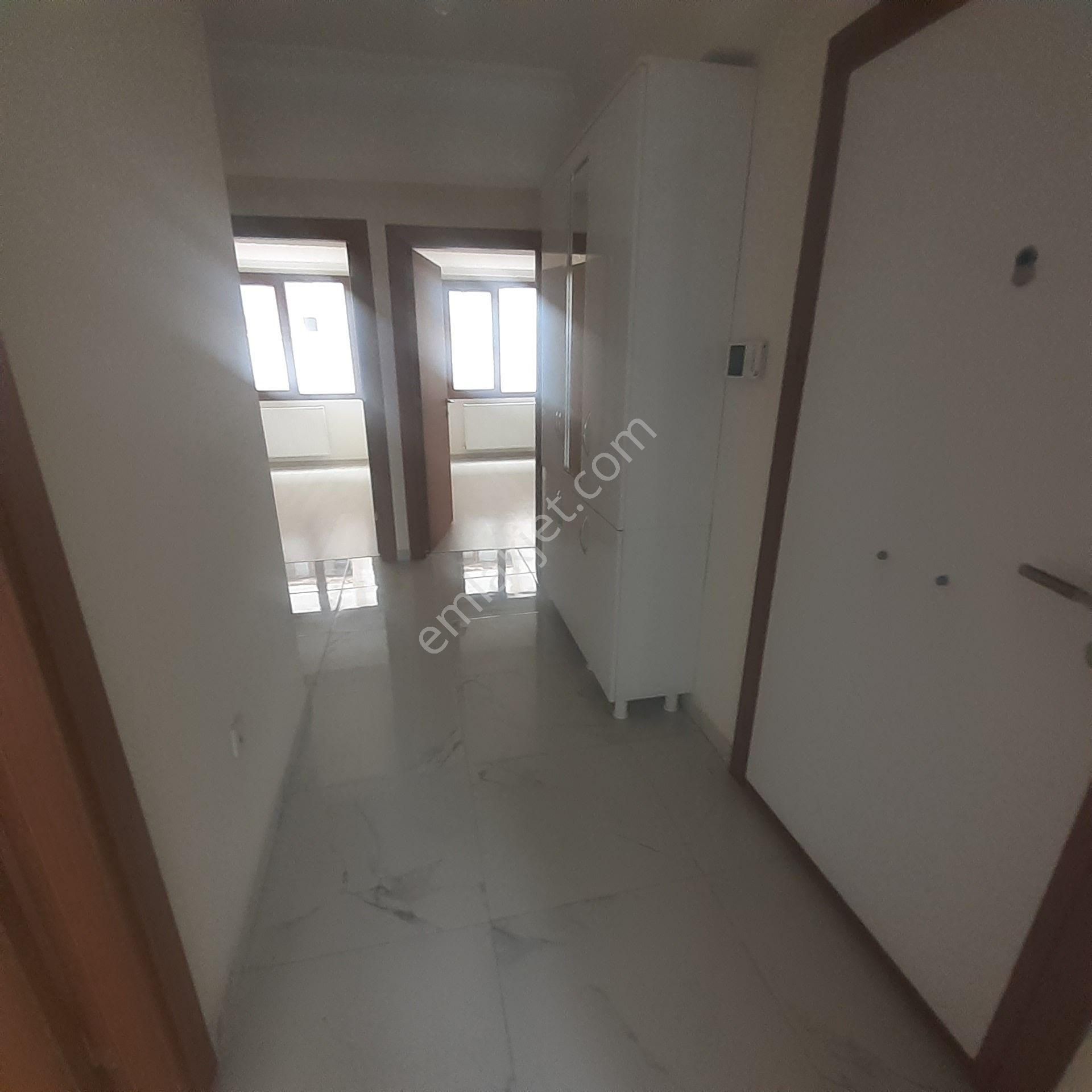 Pakemlakdan Kapalıotoparklı 5 Yıllık Binada Utralük - Görsel 12