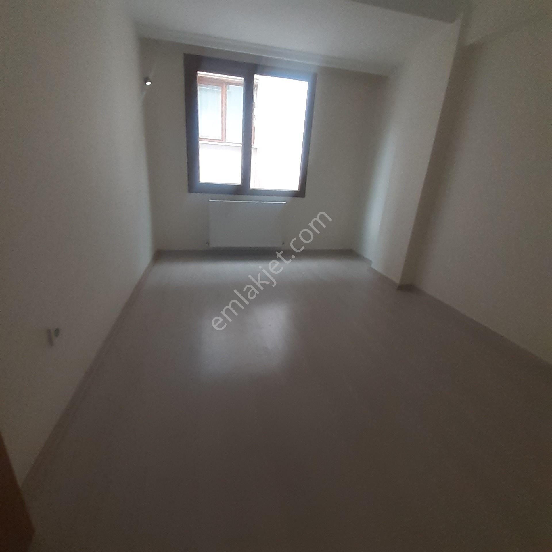 Pakemlakdan Kapalıotoparklı 5 Yıllık Binada Utralük - Görsel 9