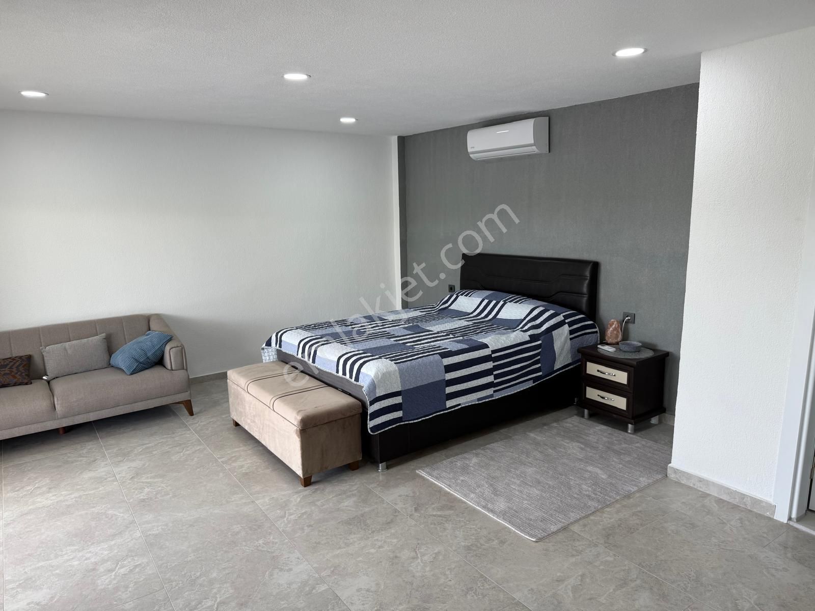 Didim'de Denize 450m | 5+1 Fırsat Müstakil Tripleks Villa - Görsel 17