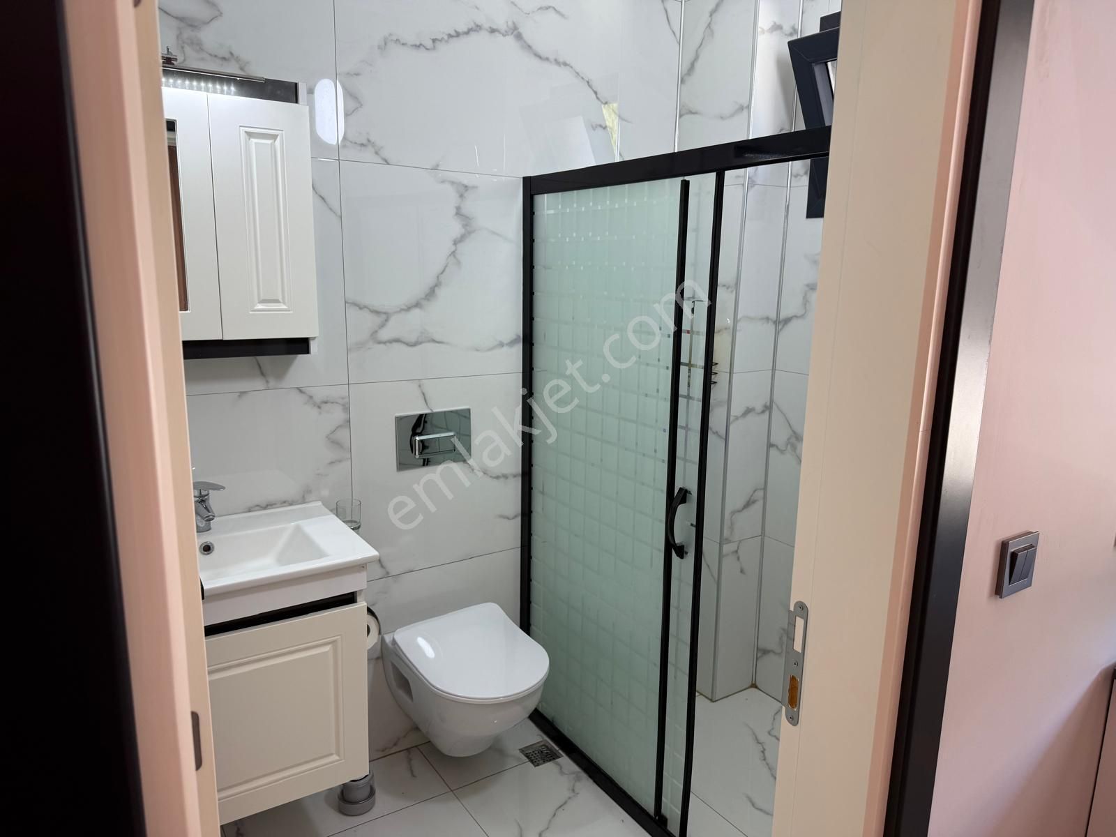 Didim'de Denize 450m | 5+1 Fırsat Müstakil Tripleks Villa - Görsel 16