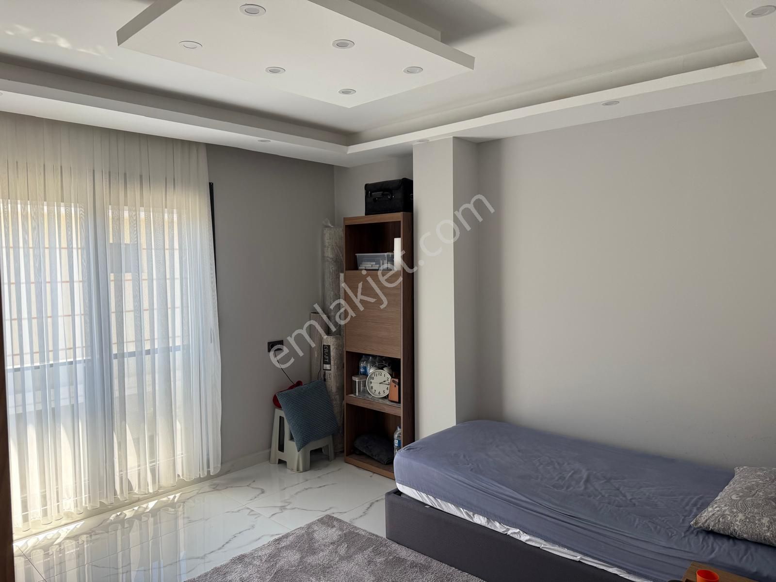 Didim'de Denize 450m | 5+1 Fırsat Müstakil Tripleks Villa - Görsel 22