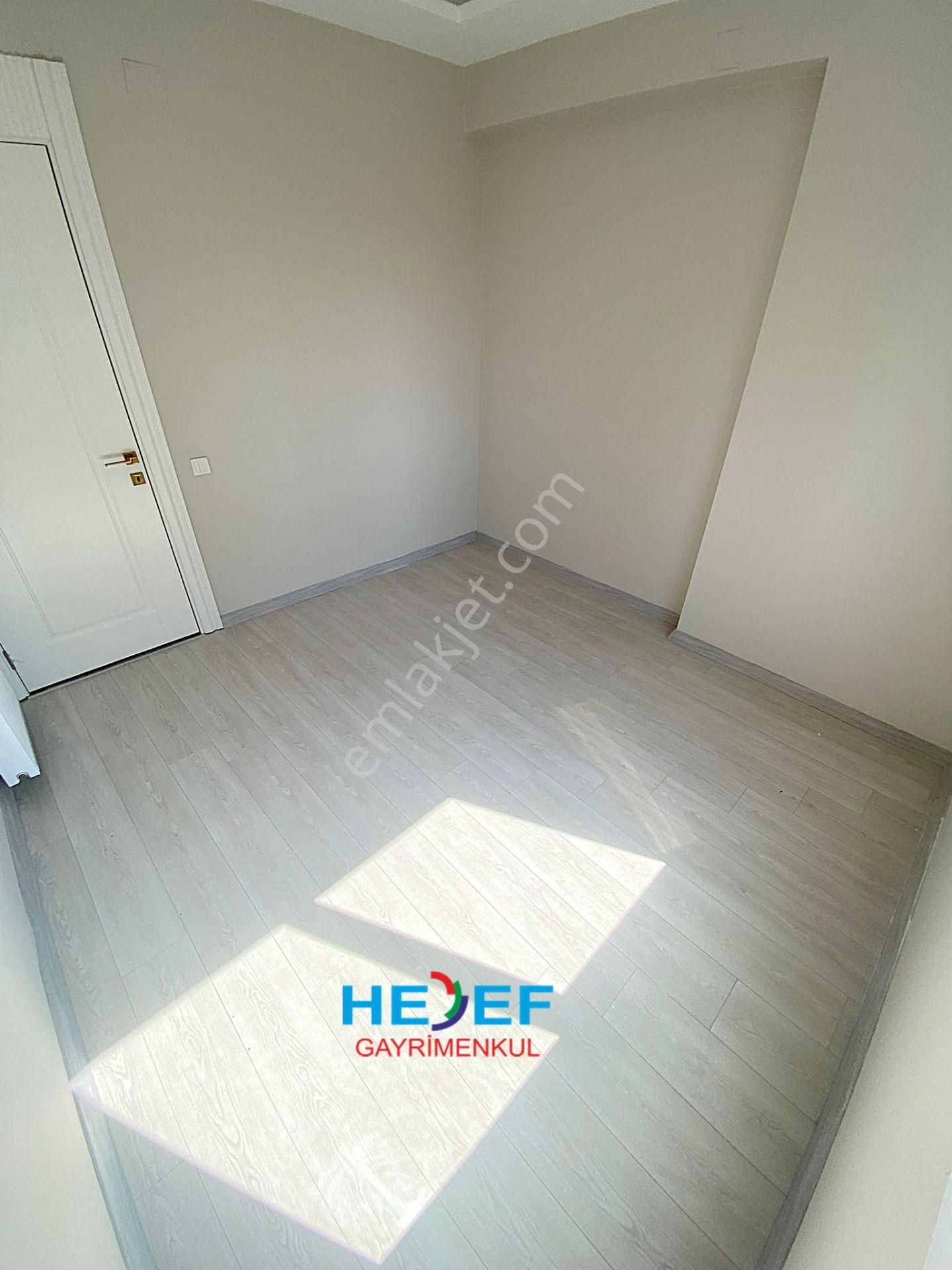 Hedef'ten Yaşardoğu Caddesinde Havuzlu Kombili Ankastreli 3+1 - Görsel 16