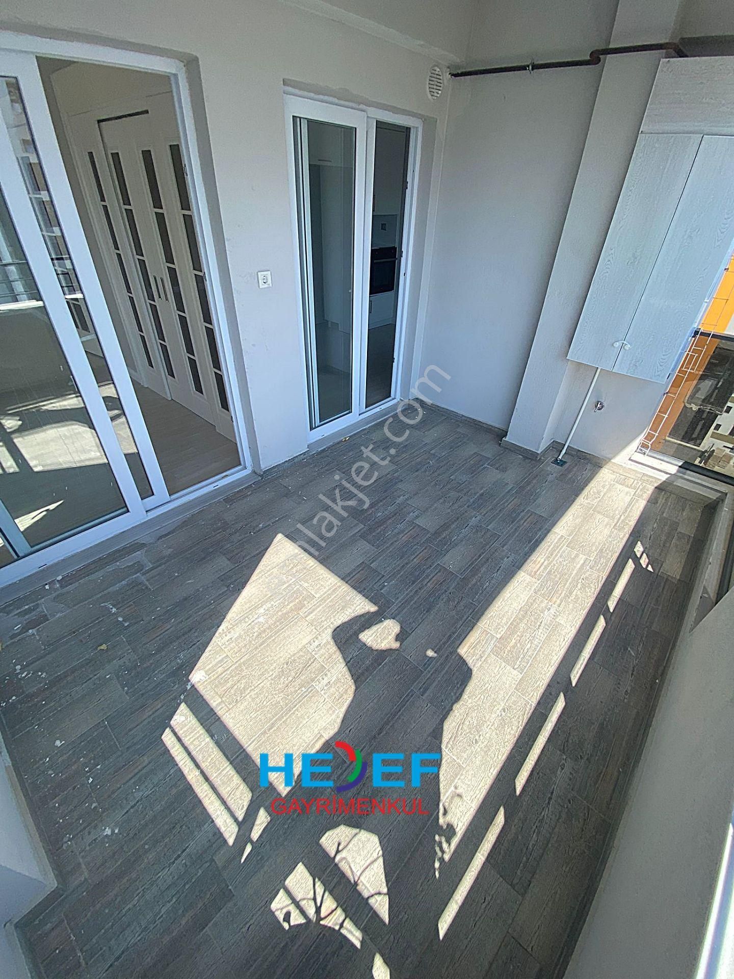 Hedef'ten Yaşardoğu Caddesinde Havuzlu Kombili Ankastreli 3+1 - Görsel 6