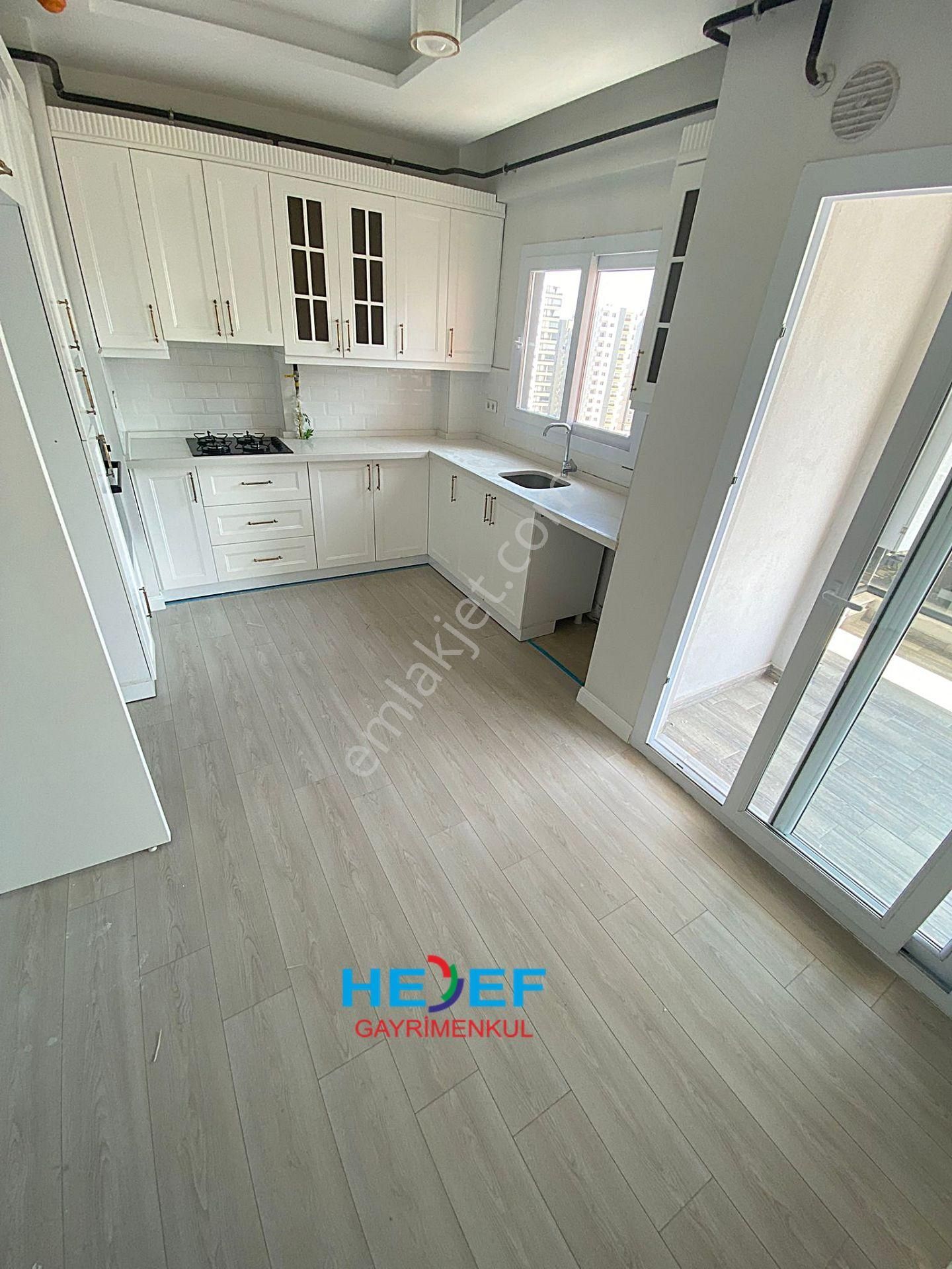 Hedef'ten Yaşardoğu Caddesinde Havuzlu Kombili Ankastreli 3+1 - Görsel 2