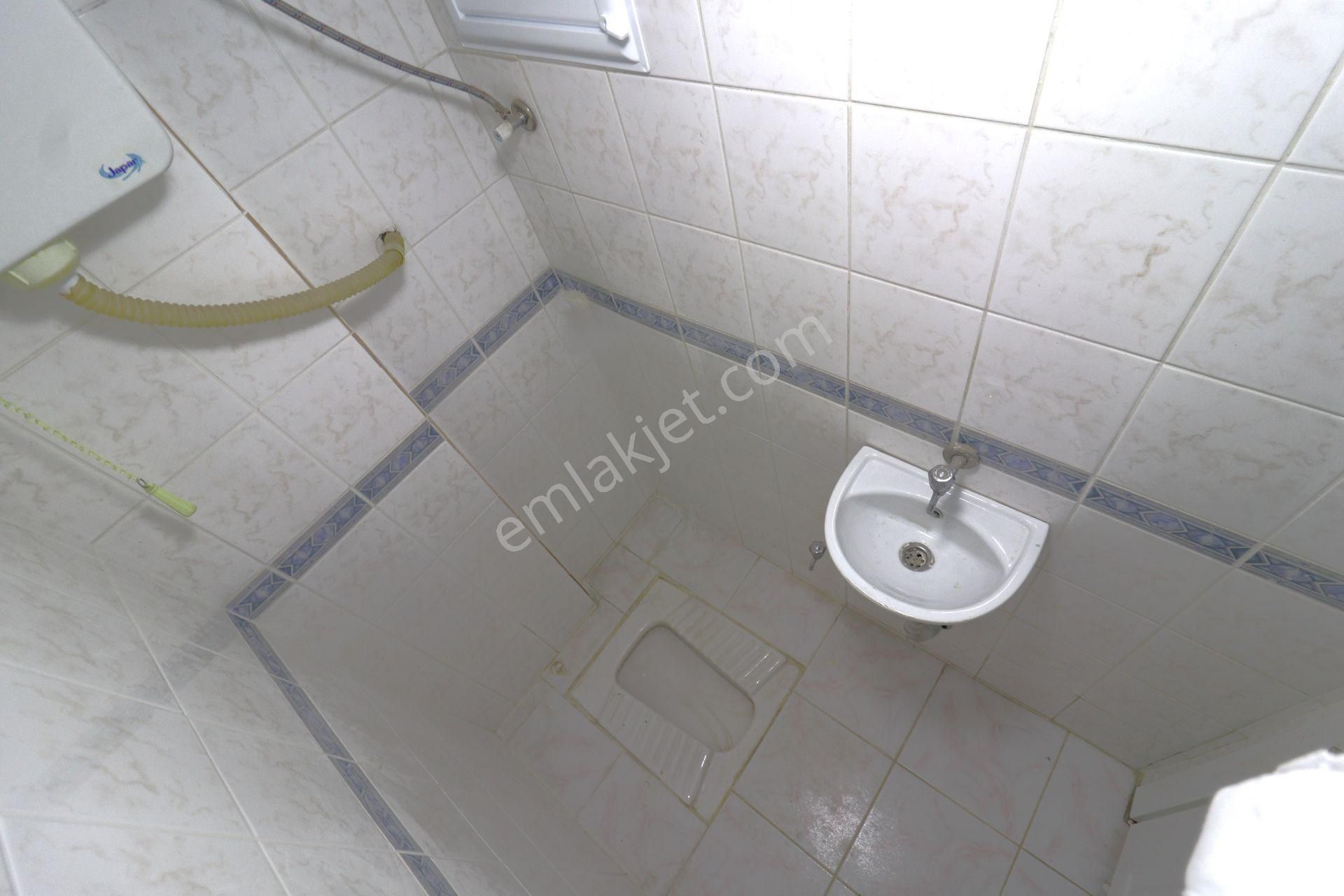 💥akçay'da Aygül'den💥içi Full Yapılı Ön Cephe Ara Kat Ayrı Mutfak Geniş Balkonlu 2+1 Satılık Daire - Görsel 33