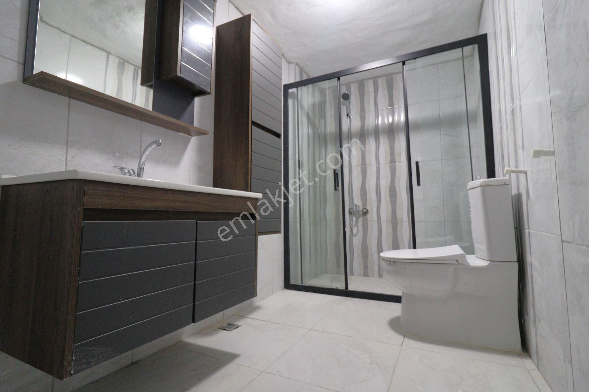💥akçay'da Aygül'den💥içi Full Yapılı Ön Cephe Ara Kat Ayrı Mutfak Geniş Balkonlu 2+1 Satılık Daire - Görsel 31