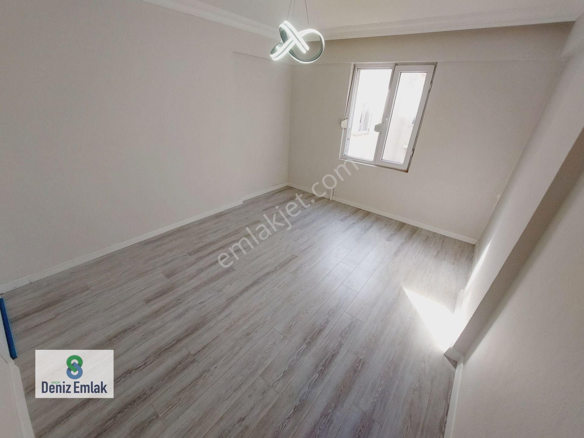Denizden Akçay Sarıkızda Arakat Masrafsız Satılık 2+1 Daire. - Görsel 4