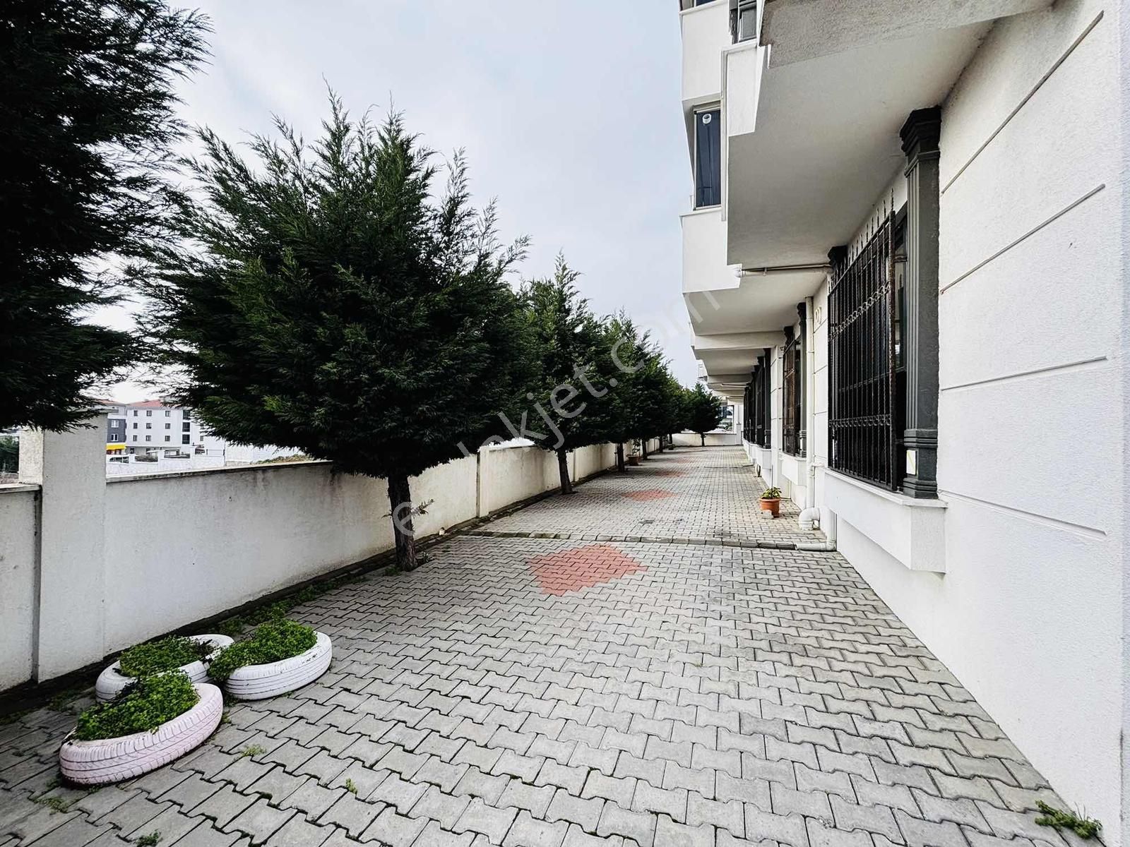Yüksek Giriş Kiralık Daire - Görsel 23