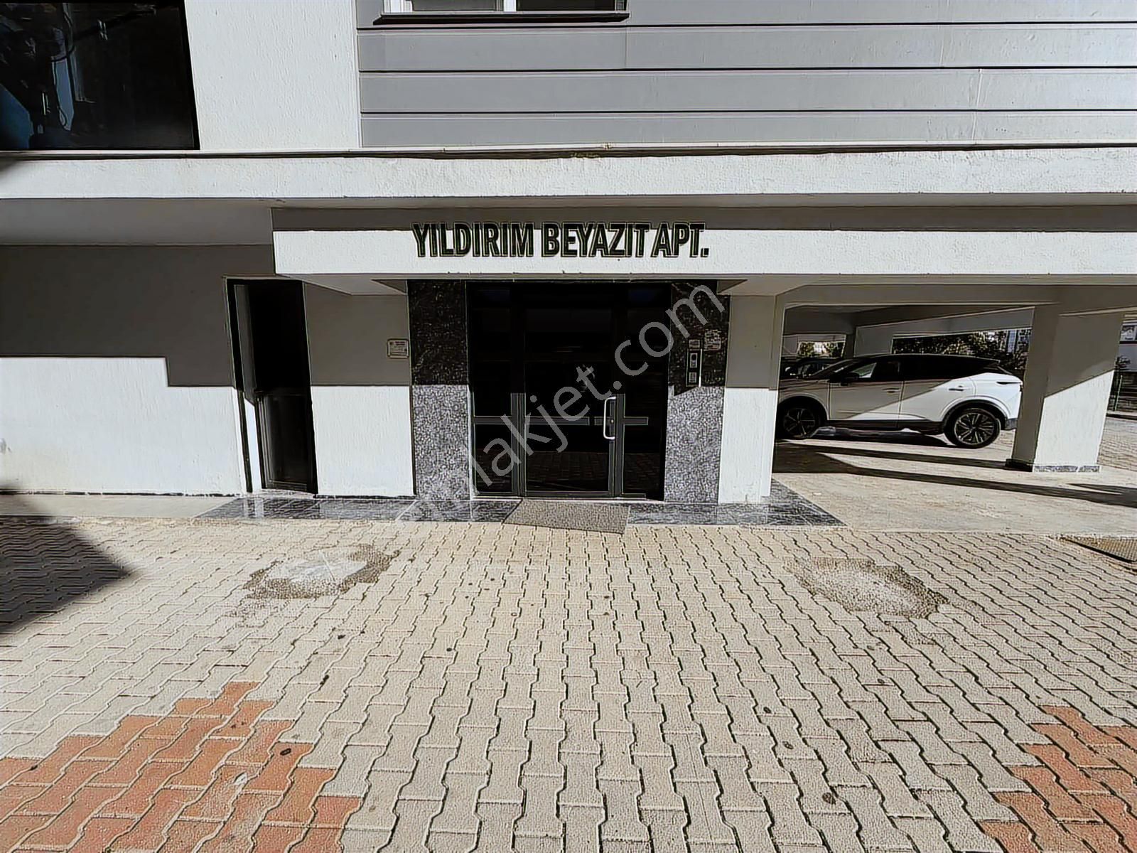 Merkezi Konum 2+1 Ayrı Mutfak Kiralık Daire - Görsel 25