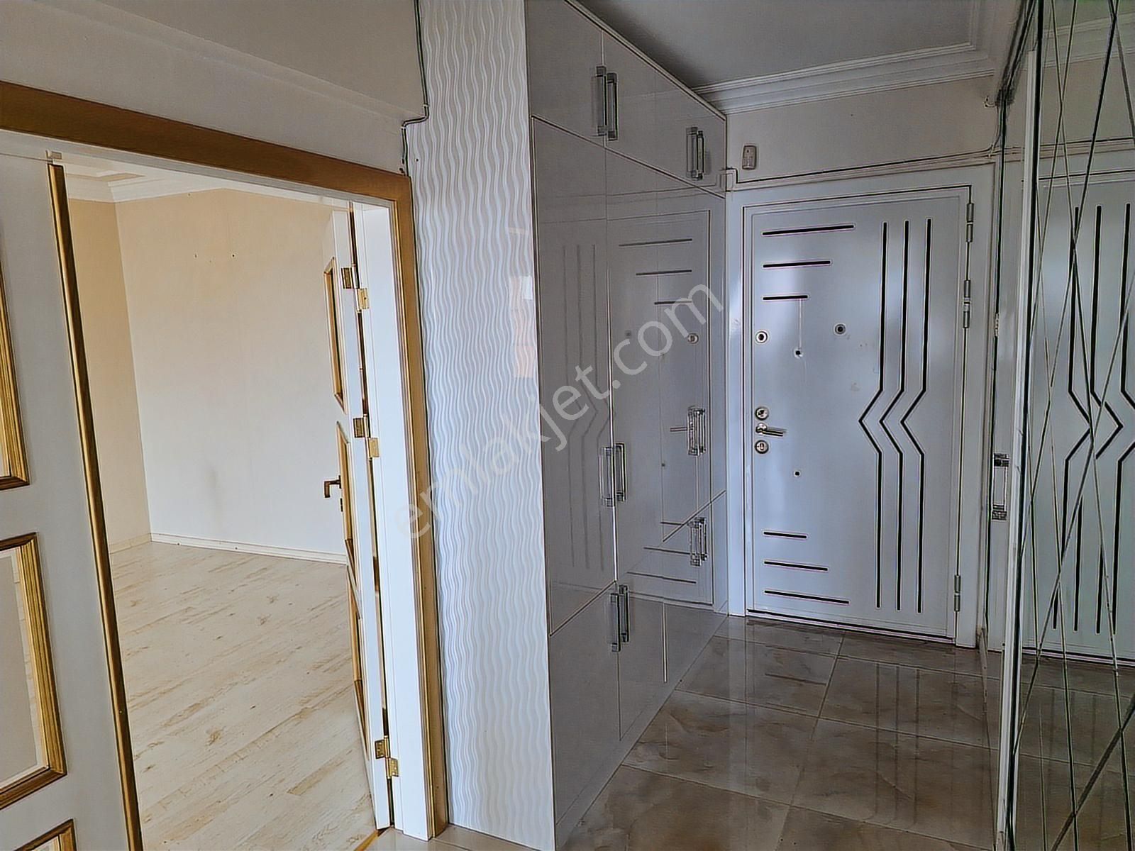 Esen'den Kanuni Caddesine Cephe Bakımlı Kiralık Köşe Daire - Görsel 10