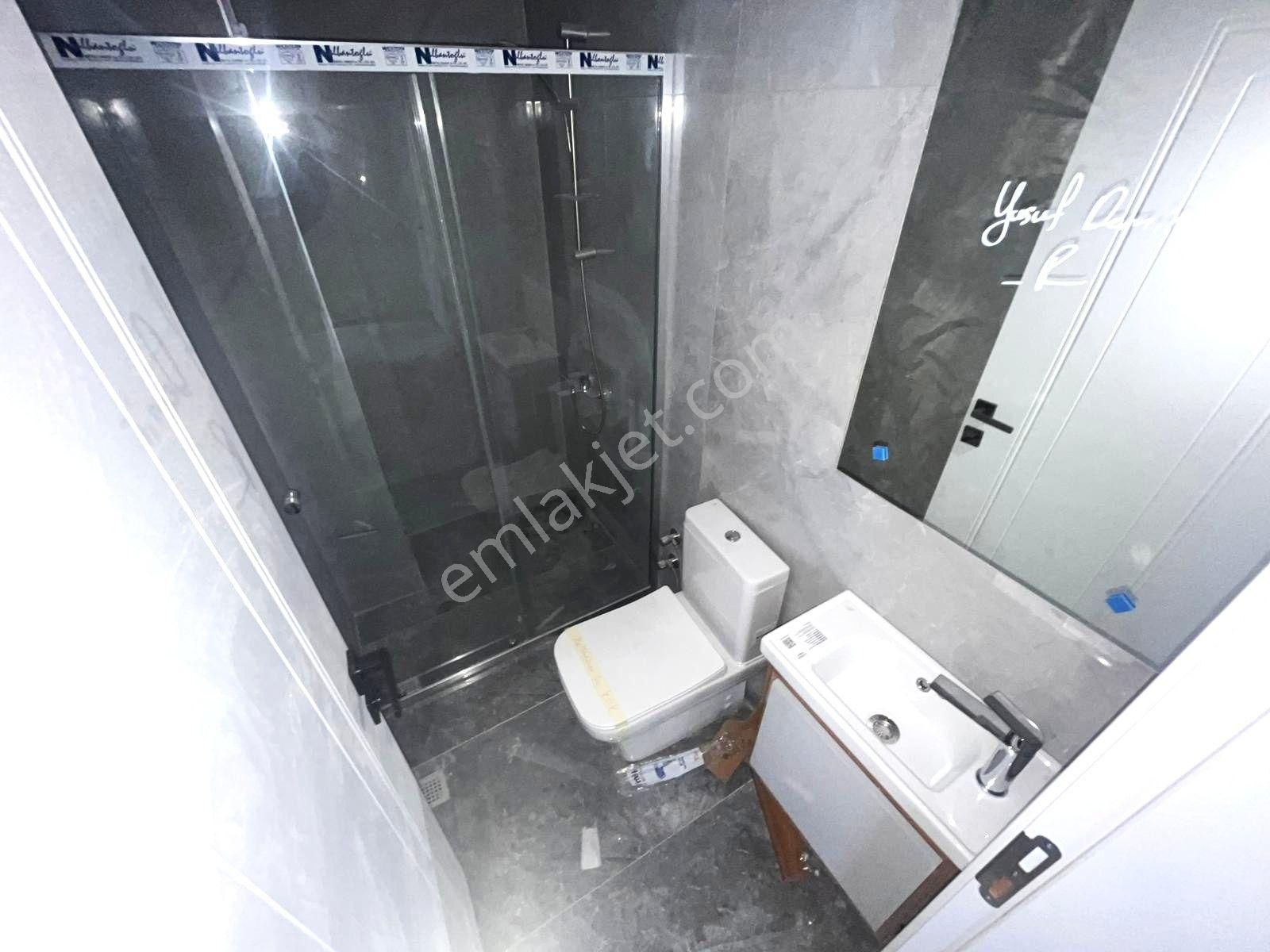 Yükselden Edremitte Sıfır K.mutfak Ebv.banyolu Öncephe 2+1 Satılık Daire - Görsel 9