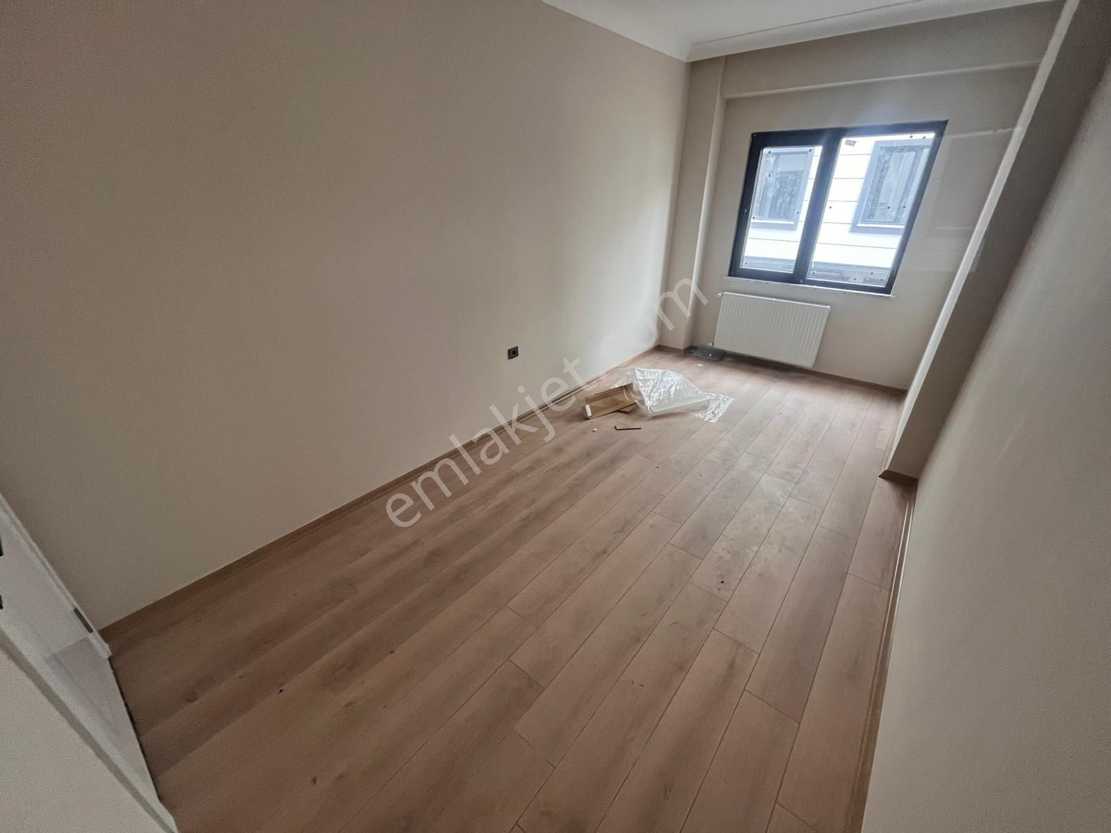 Yükselden Edremitte Sıfır K.mutfak Ebv.banyolu Öncephe 2+1 Satılık Daire - Görsel 14