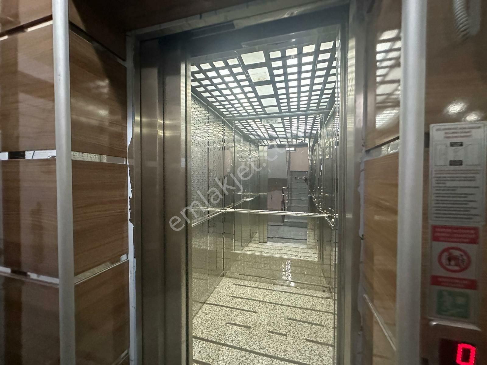 Gazipaşa Mahallesinde Satılık 1+1 Bahçeli Dublex Daire - Görsel 18