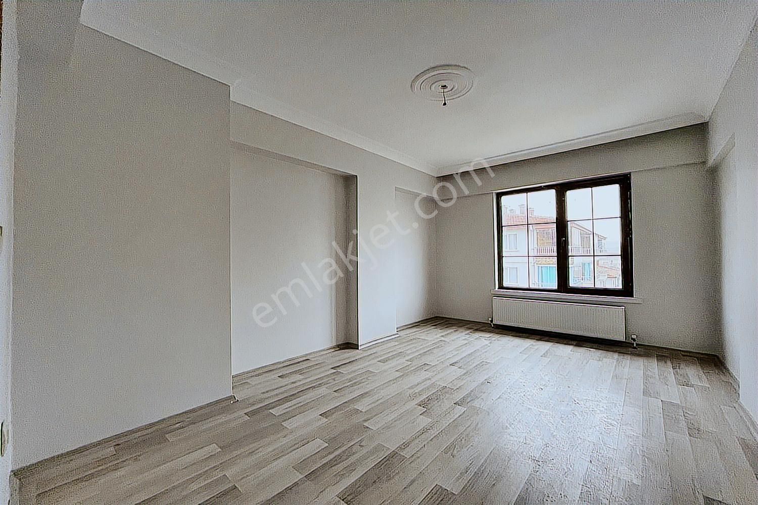 Karakaya Mahallesi'de Sıfır Yapılı Ön Cepheli Ve Kök Tapulu Dair - Görsel 11