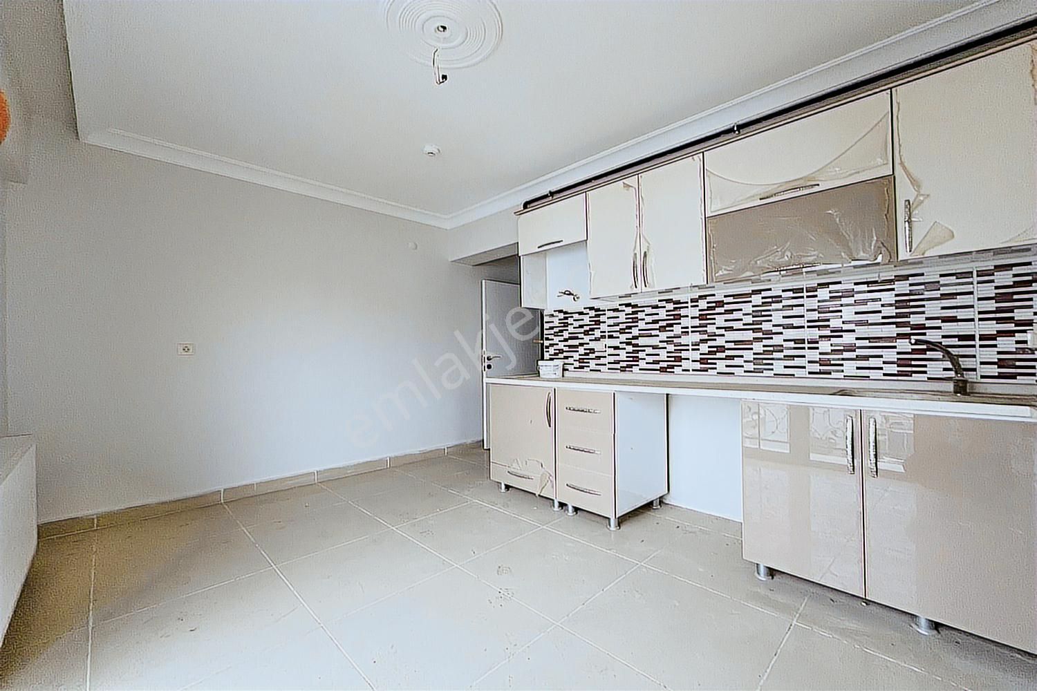 Karakaya Mahallesi'de Sıfır Yapılı Ön Cepheli Ve Kök Tapulu Dair - Görsel 14