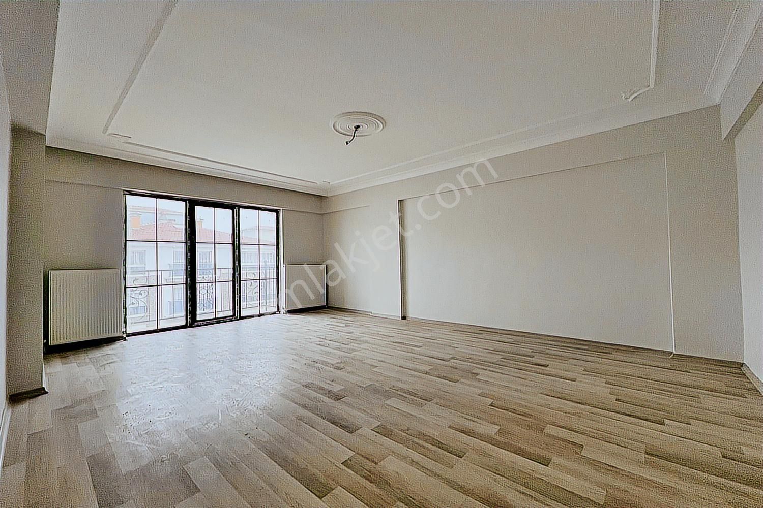 Karakaya Mahallesi'de Sıfır Yapılı Ön Cepheli Ve Kök Tapulu Dair - Görsel 24