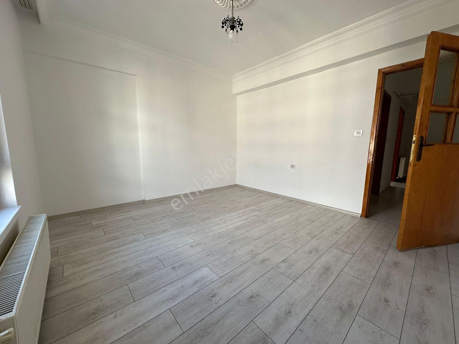 Altındağ - Karapürçek Mahallesi E.banyolu Katta 3+1 Satılık Daire !!! - Görsel 11