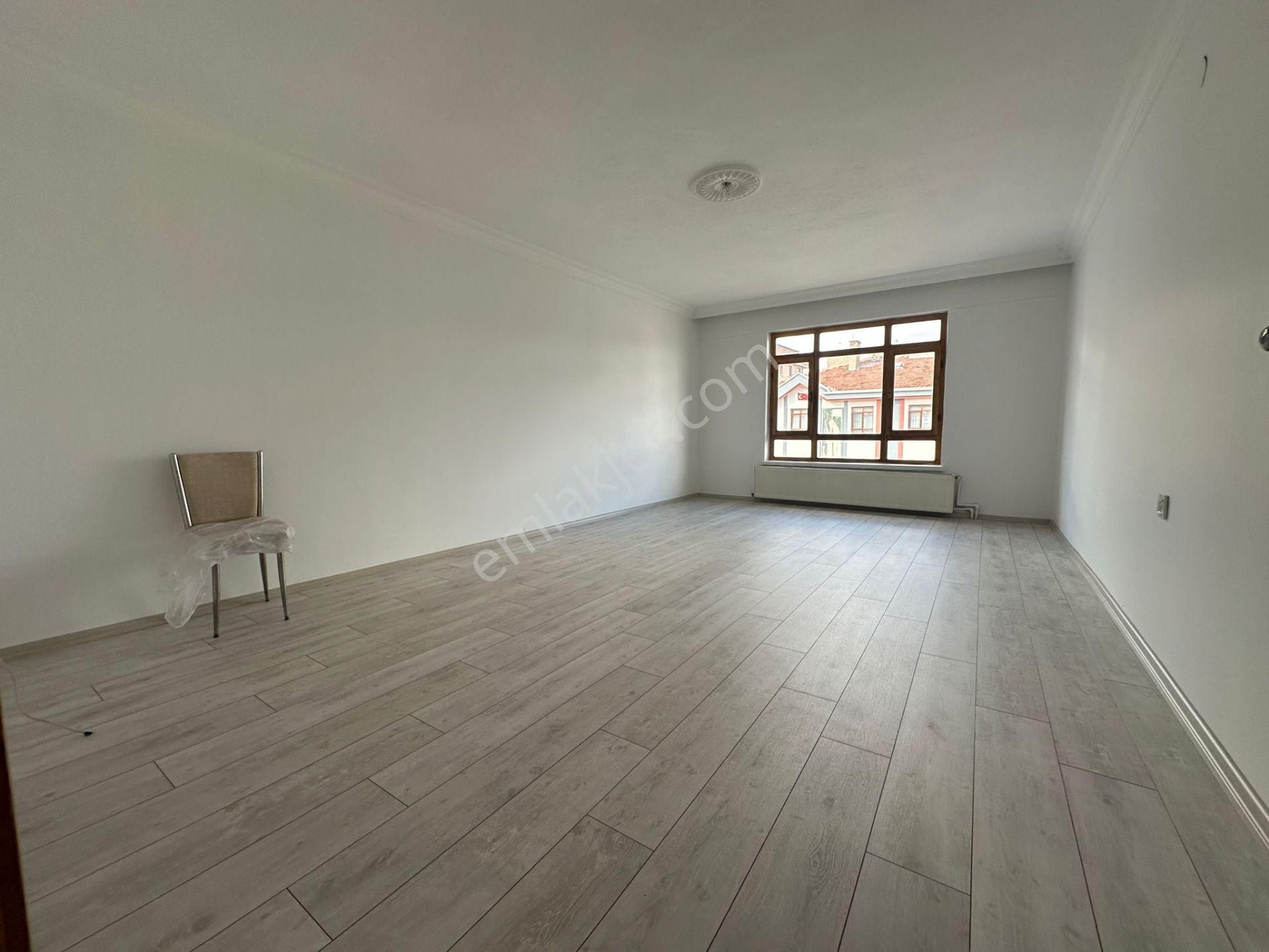 Altındağ - Karapürçek Mahallesi E.banyolu Katta 3+1 Satılık Daire !!! - Görsel 4