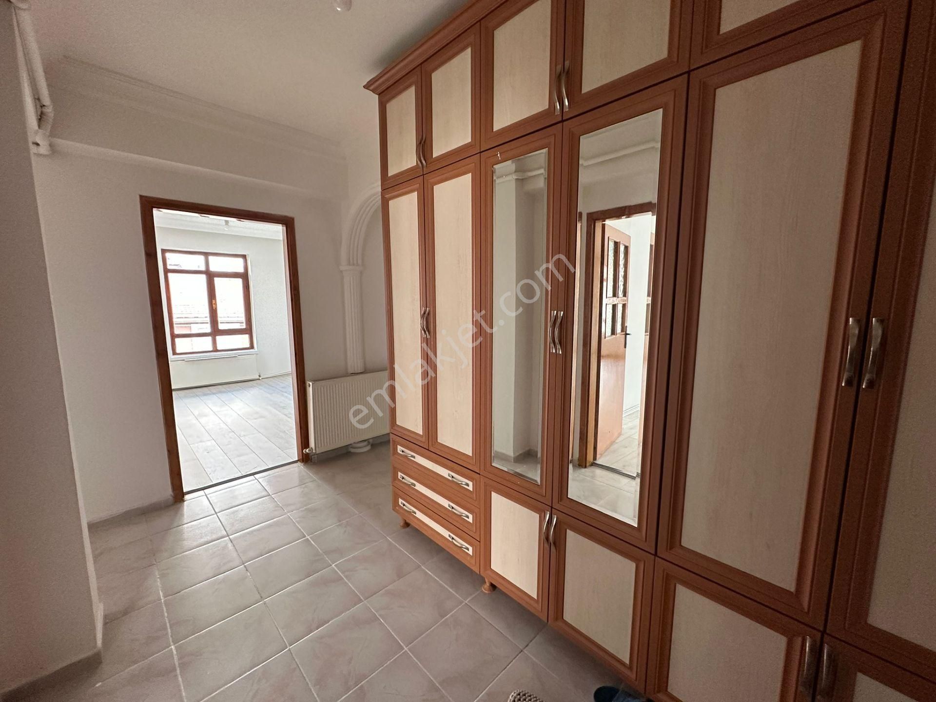 Altındağ - Karapürçek Mahallesi E.banyolu Katta 3+1 Satılık Daire !!! - Görsel 15